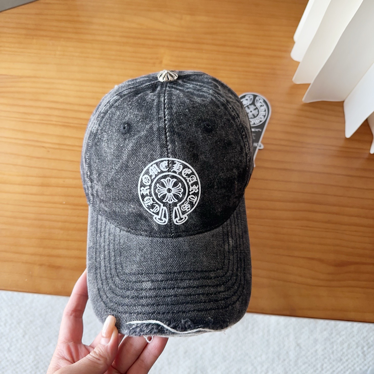 Chrome Hearts 克罗心💓早春韩版时尚复古做旧破洞帽子磨损设计百搭棒球帽鸭舌帽