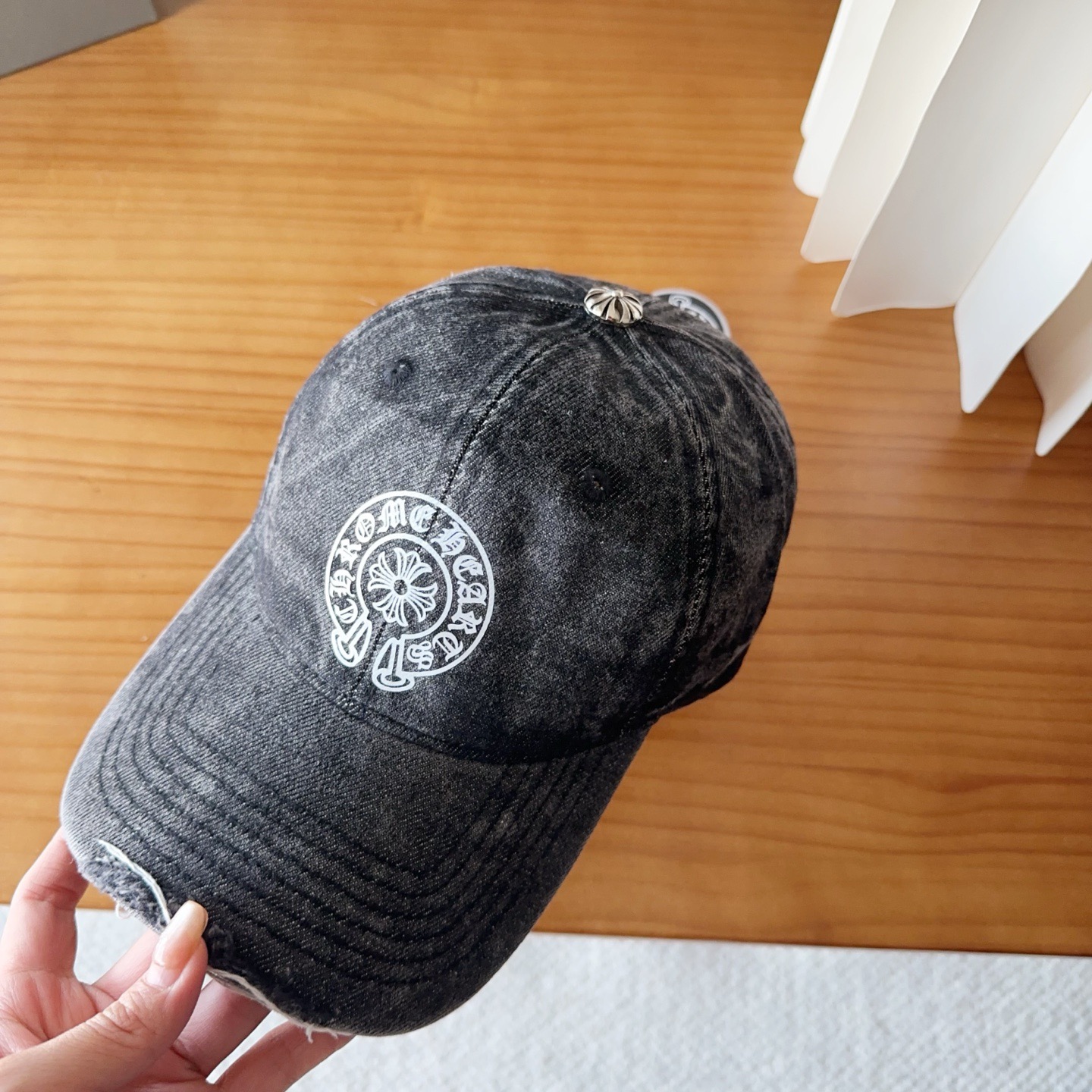 Chrome Hearts 克罗心💓早春韩版时尚复古做旧破洞帽子磨损设计百搭棒球帽鸭舌帽