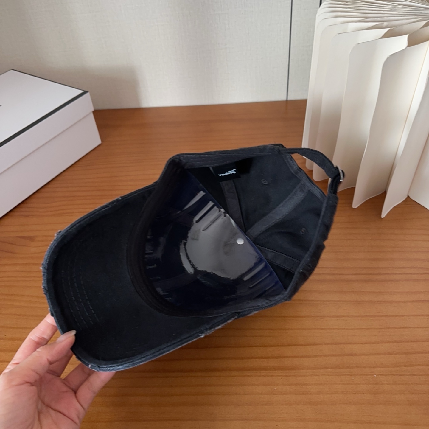 Chrome Hearts 克罗心💓早春韩版时尚复古做旧破洞帽子磨损设计百搭棒球帽鸭舌帽