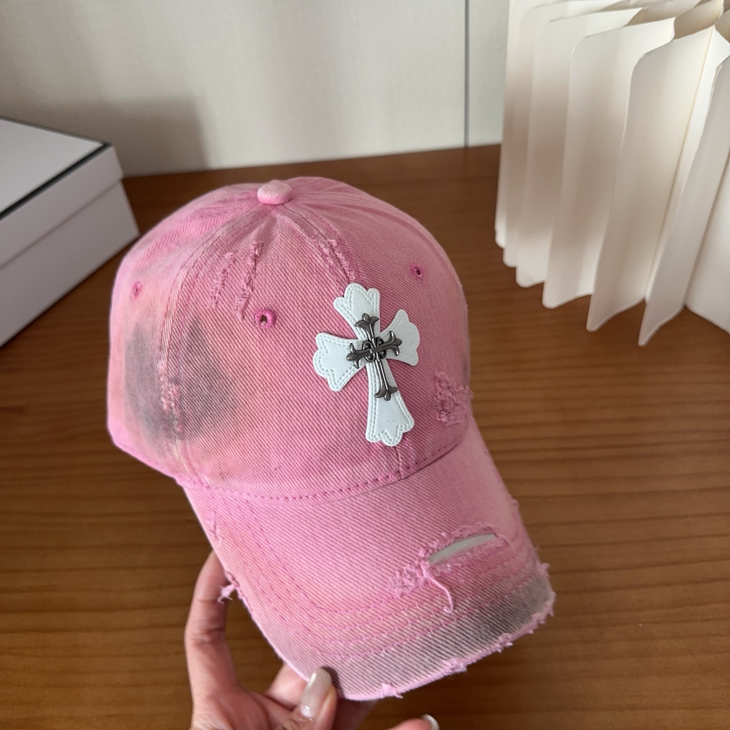 Chrome Hearts 克罗心💓早春韩版时尚复古做旧破洞帽子磨损设计百搭棒球帽鸭舌帽