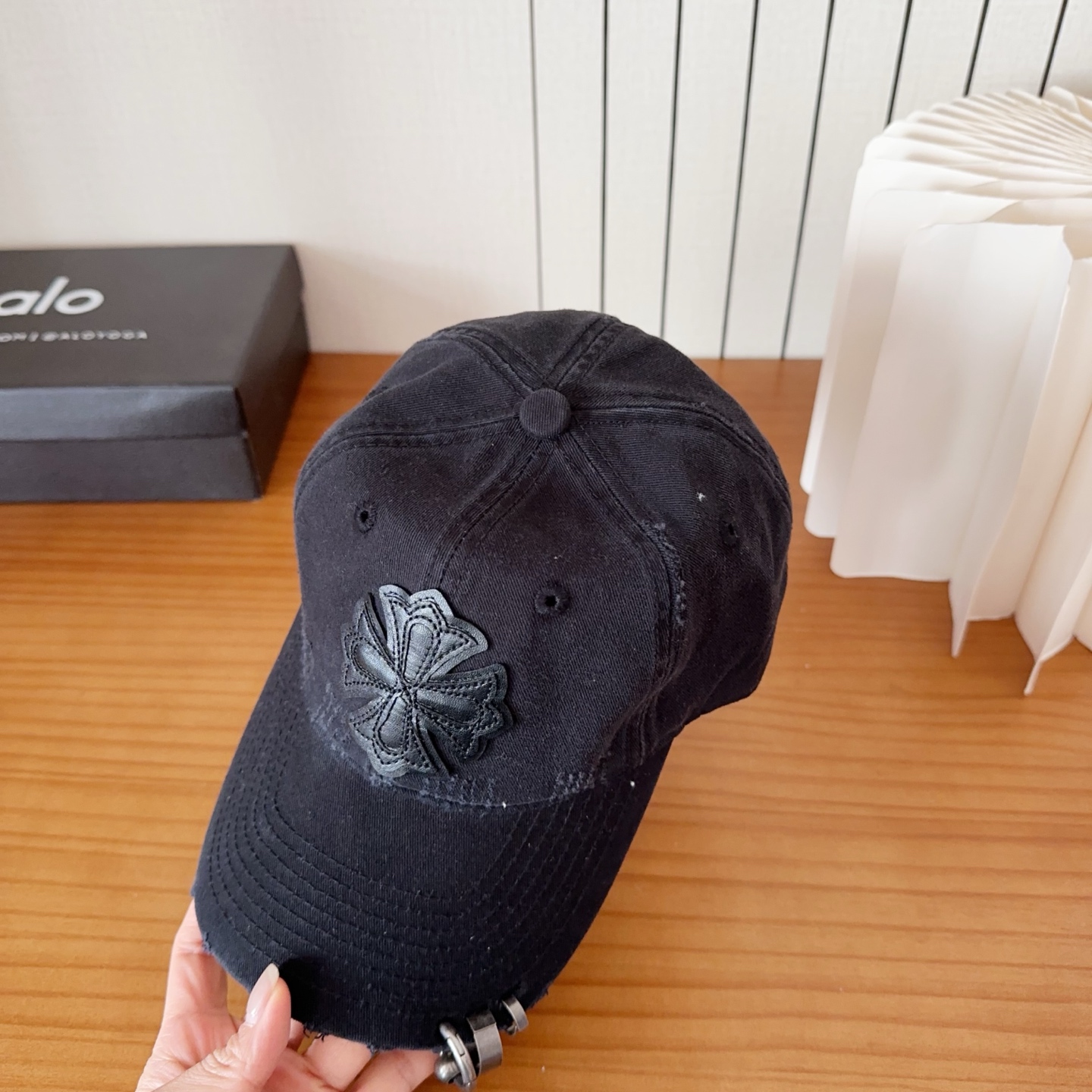 Chrome Hearts 克罗心💓早春韩版时尚复古做旧破洞帽子磨损设计百搭棒球帽鸭舌帽