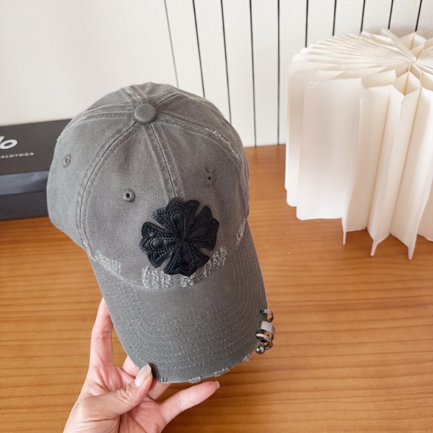 Chrome Hearts 克罗心💓早春韩版时尚复古做旧破洞帽子磨损设计百搭棒球帽鸭舌帽