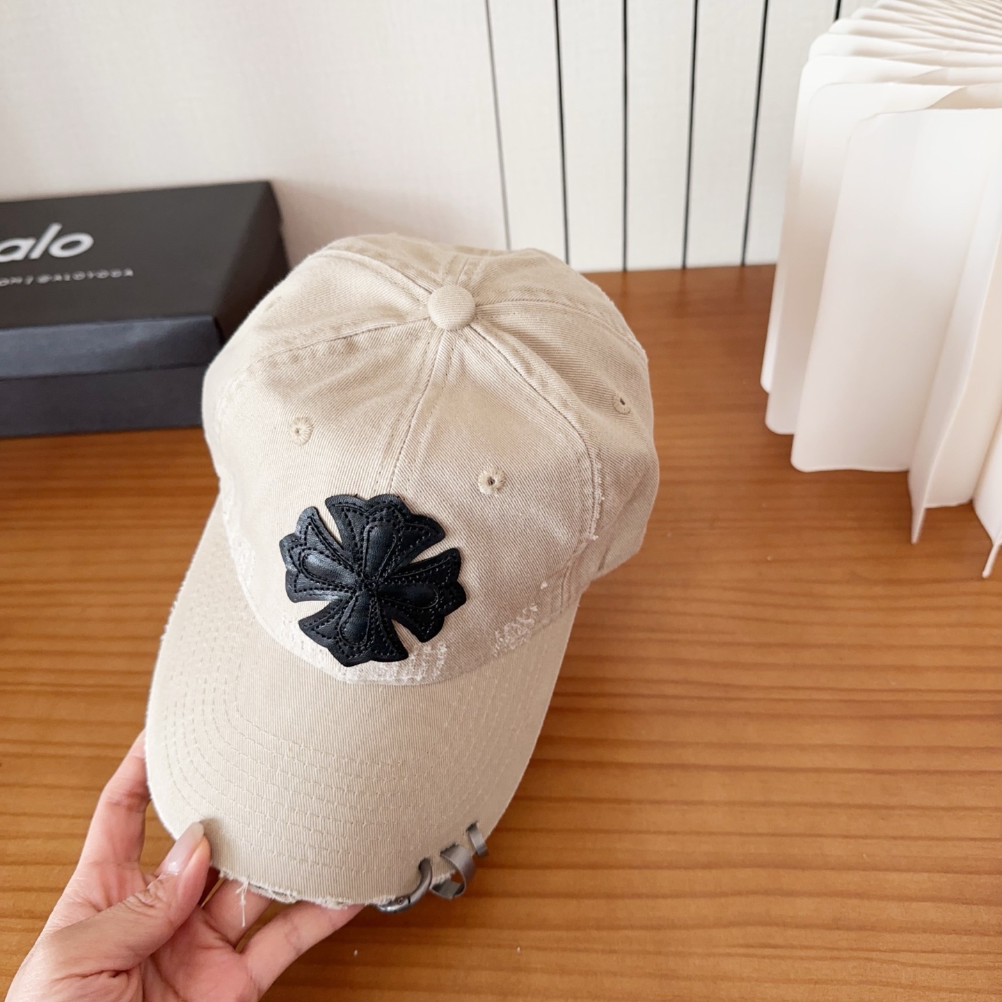 Chrome Hearts 克罗心💓早春韩版时尚复古做旧破洞帽子磨损设计百搭棒球帽鸭舌帽