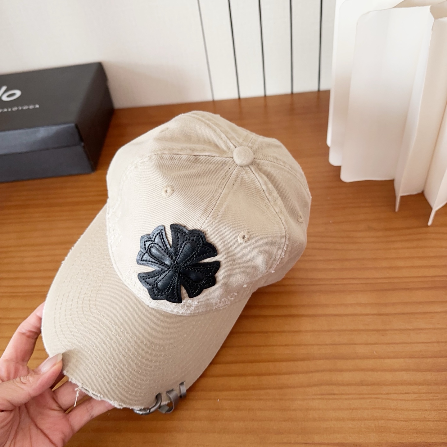 Chrome Hearts 克罗心💓早春韩版时尚复古做旧破洞帽子磨损设计百搭棒球帽鸭舌帽