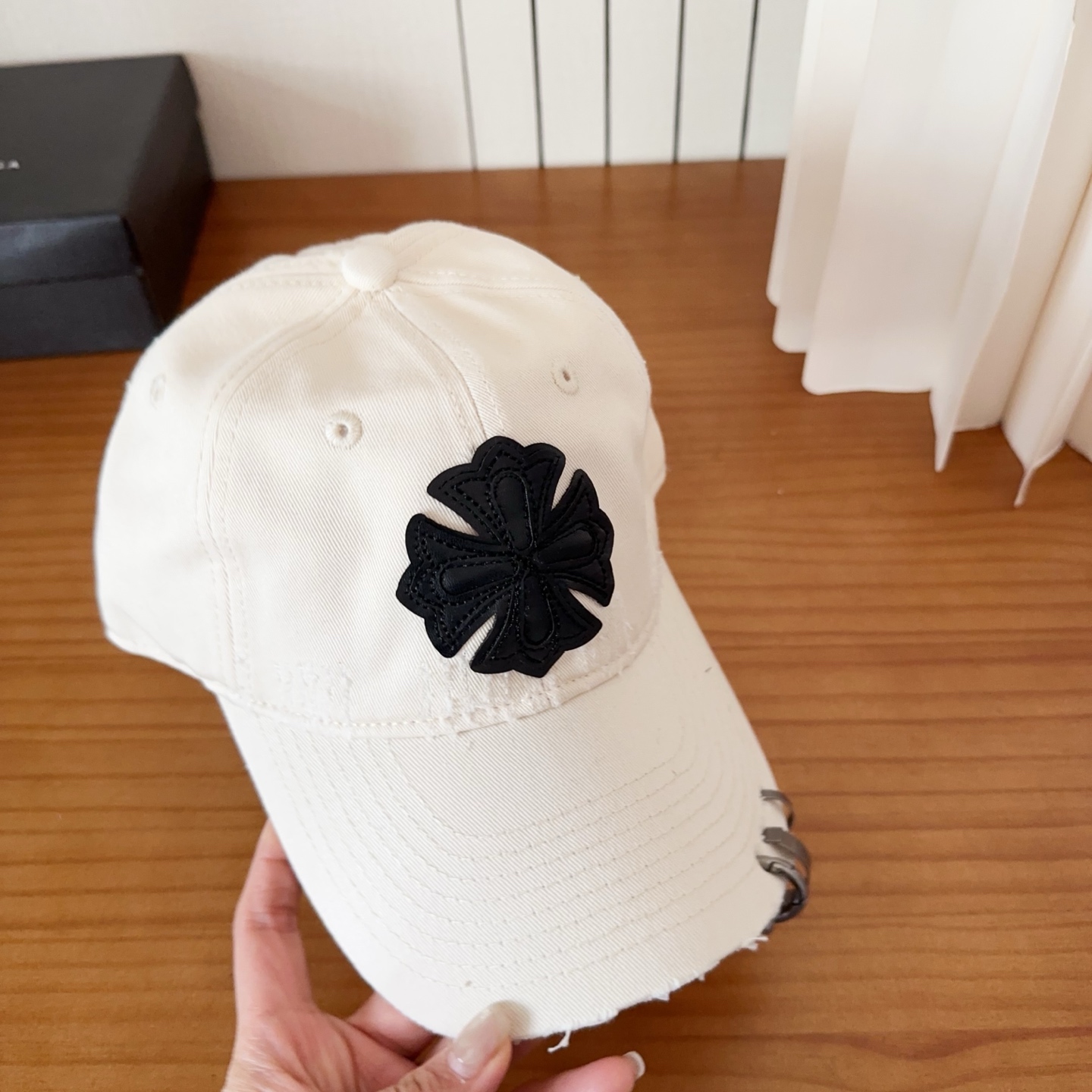 Chrome Hearts 克罗心💓早春韩版时尚复古做旧破洞帽子磨损设计百搭棒球帽鸭舌帽