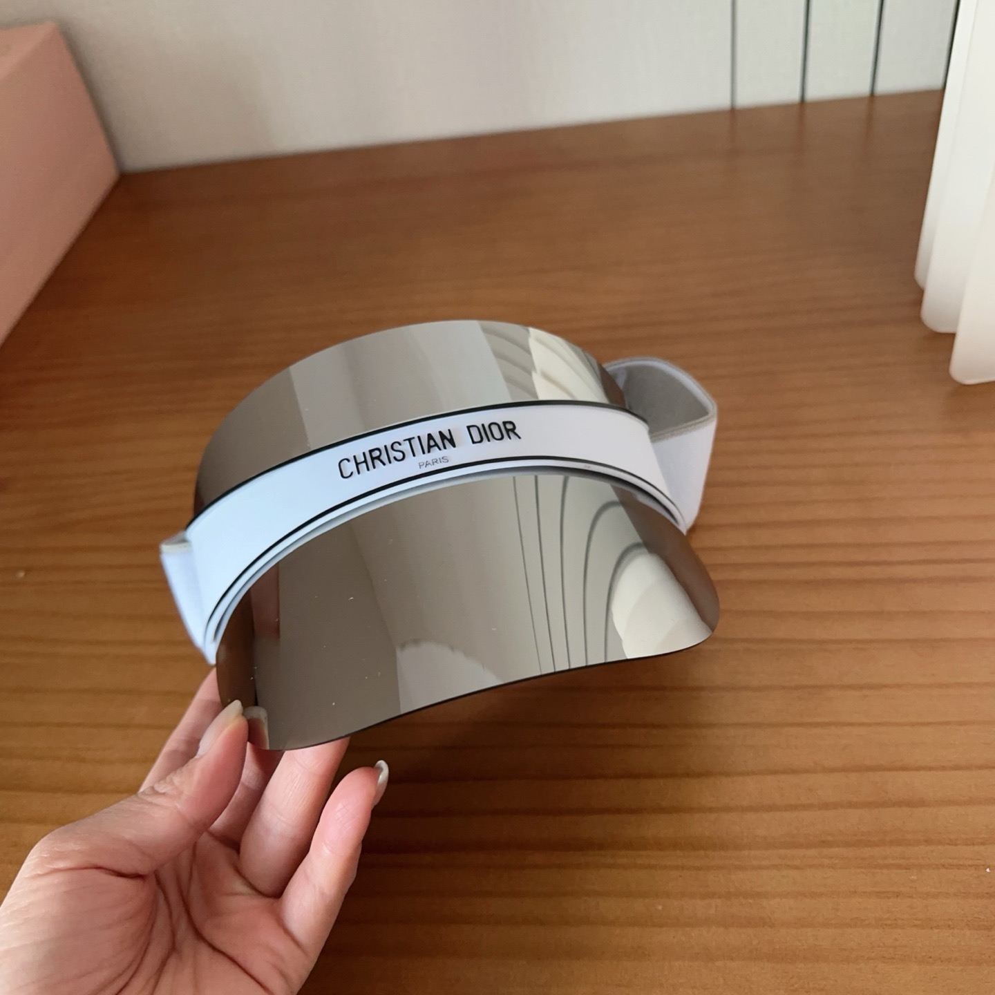 𝐷𝑖𝑜𝑟 时尚很拉风哦！ 空顶遮阳帽✨ 真的太喜欢