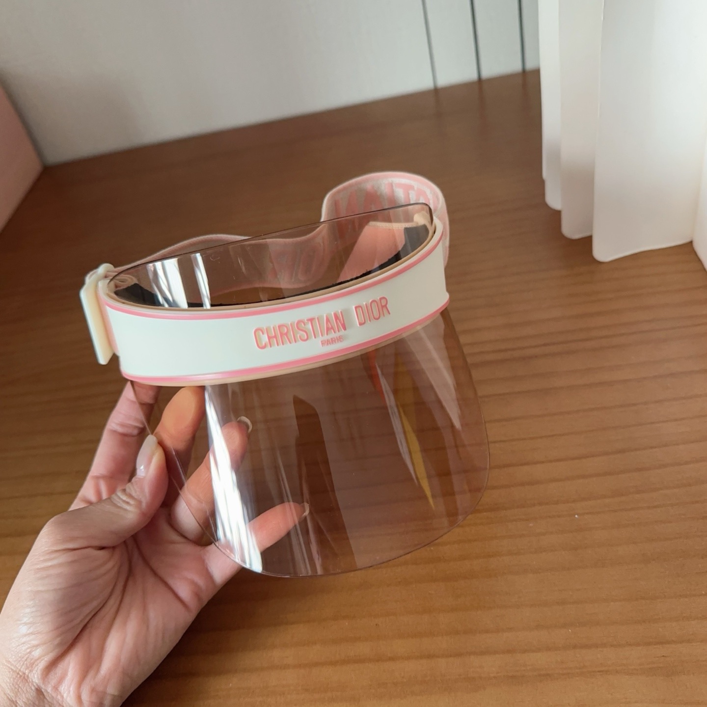 𝐷𝑖𝑜𝑟 时尚很拉风哦！ 空顶遮阳帽✨ 真的太喜欢