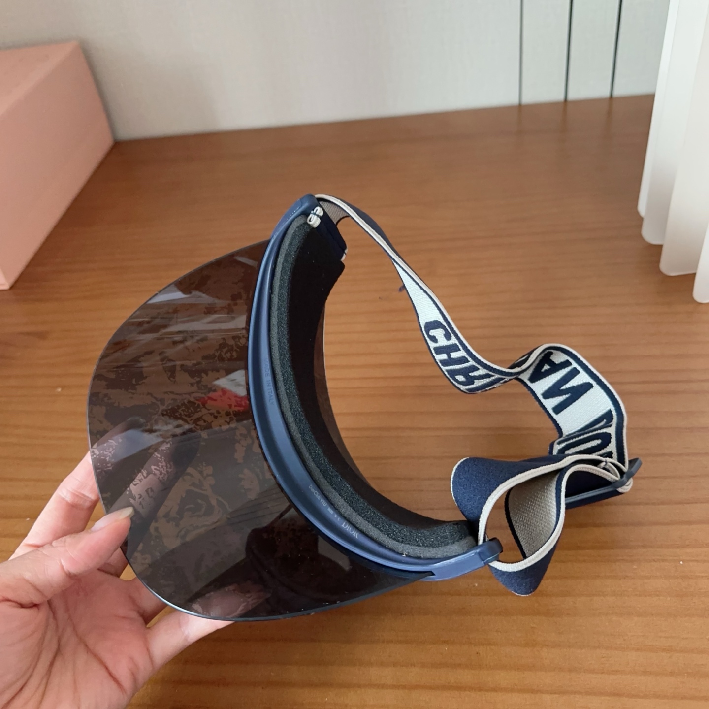 𝐷𝑖𝑜𝑟 时尚很拉风哦！ 空顶遮阳帽✨ 真的太喜欢