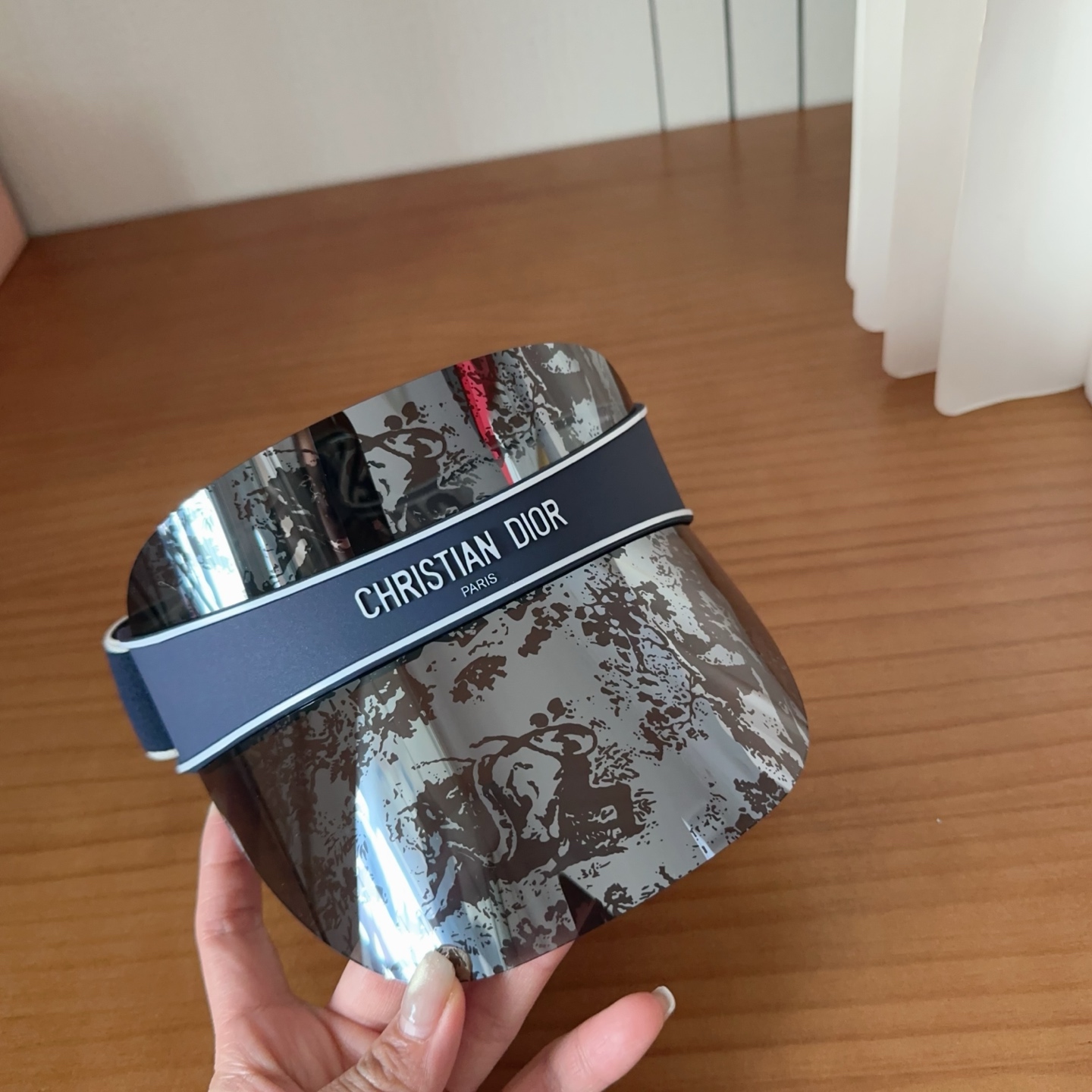 𝐷𝑖𝑜𝑟 时尚很拉风哦！ 空顶遮阳帽✨ 真的太喜欢