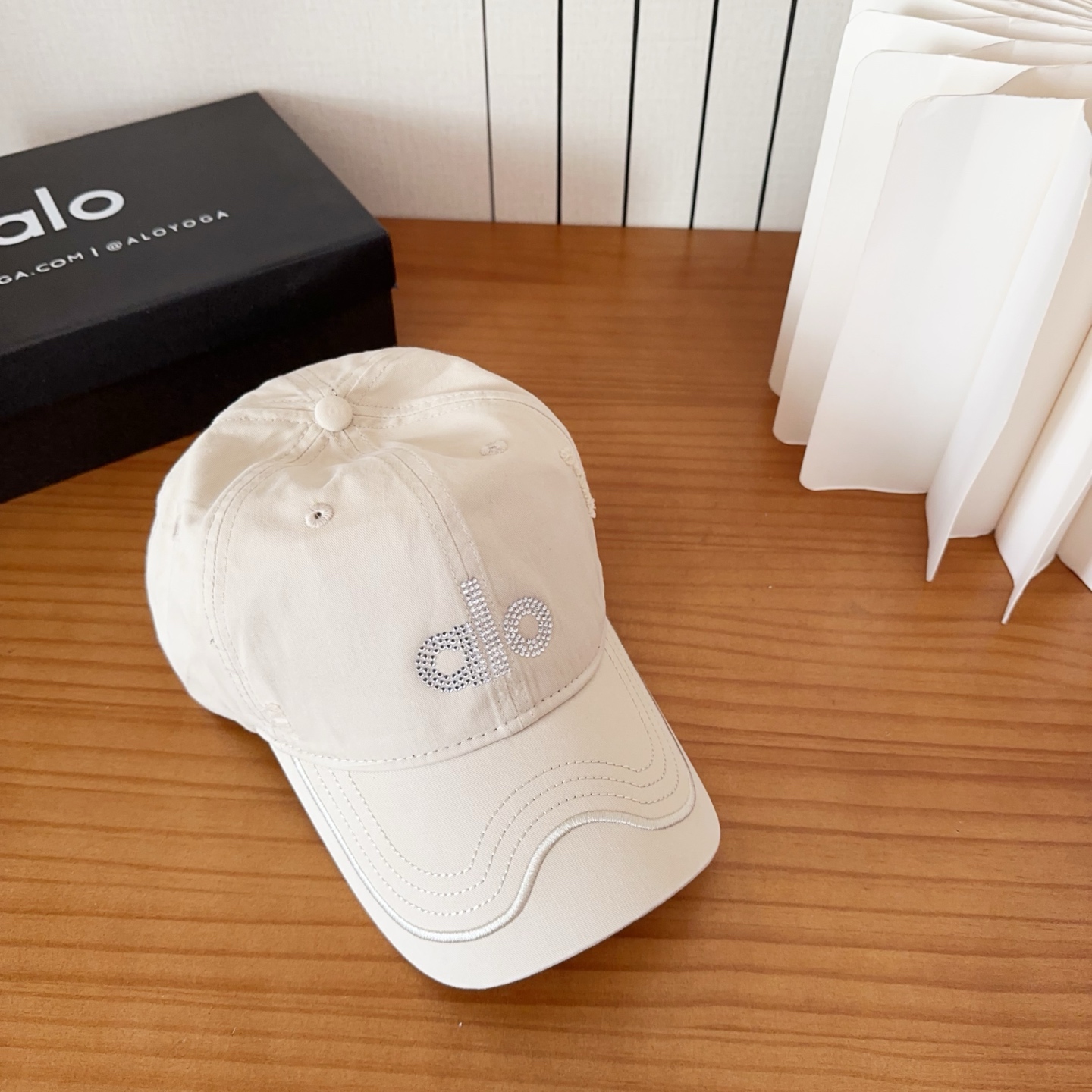爆款🔥Alo新款棒球帽定制面料，简约时尚更透气，超火爆现货秒发
