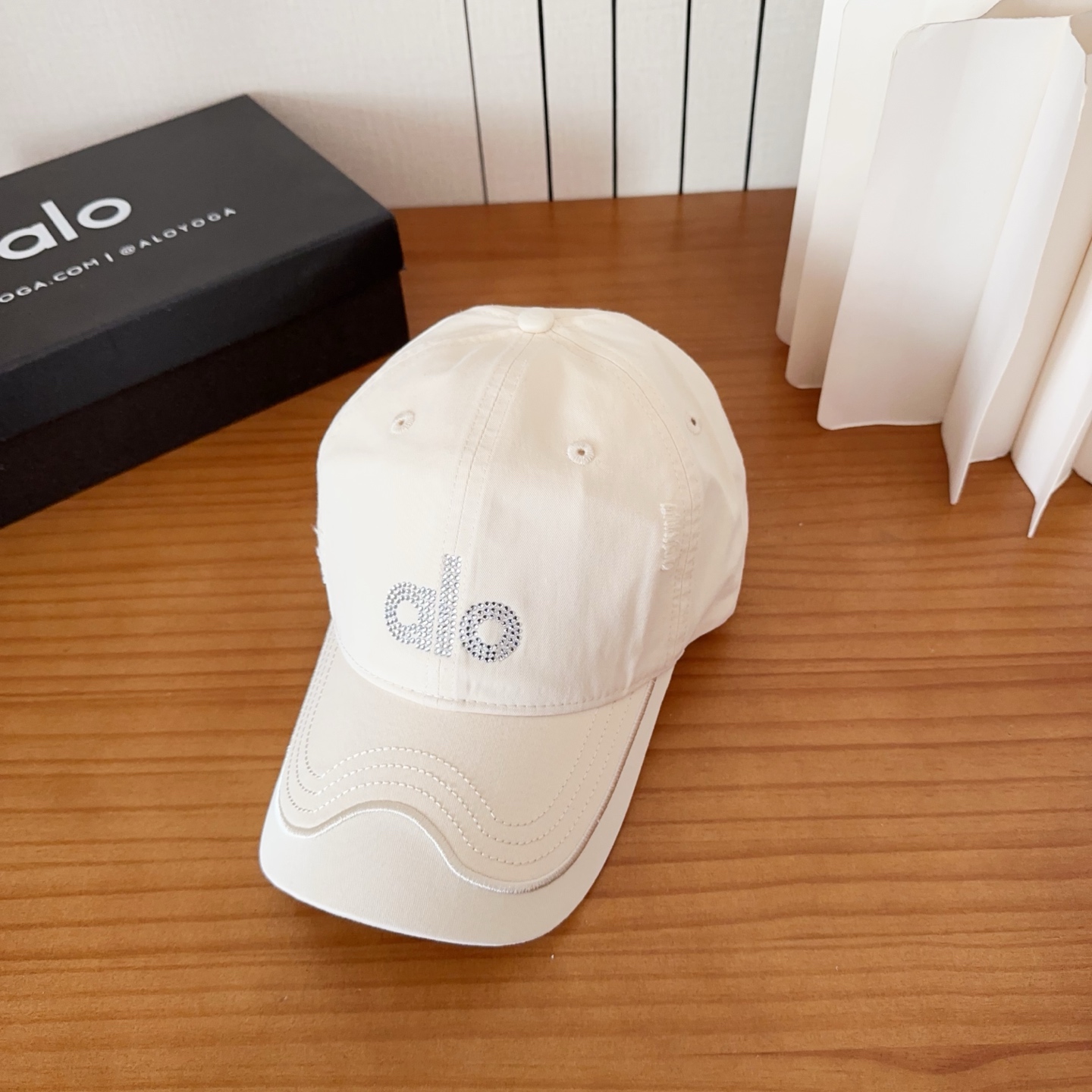 爆款🔥Alo新款棒球帽定制面料，简约时尚更透气，超火爆现货秒发