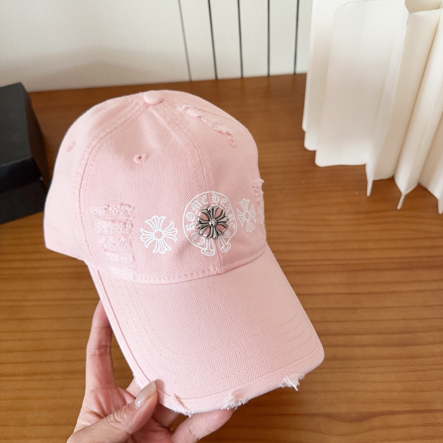 Chrome Hearts 克罗心💓早春韩版时尚复古做旧破洞帽子磨损设计百搭棒球帽鸭舌帽