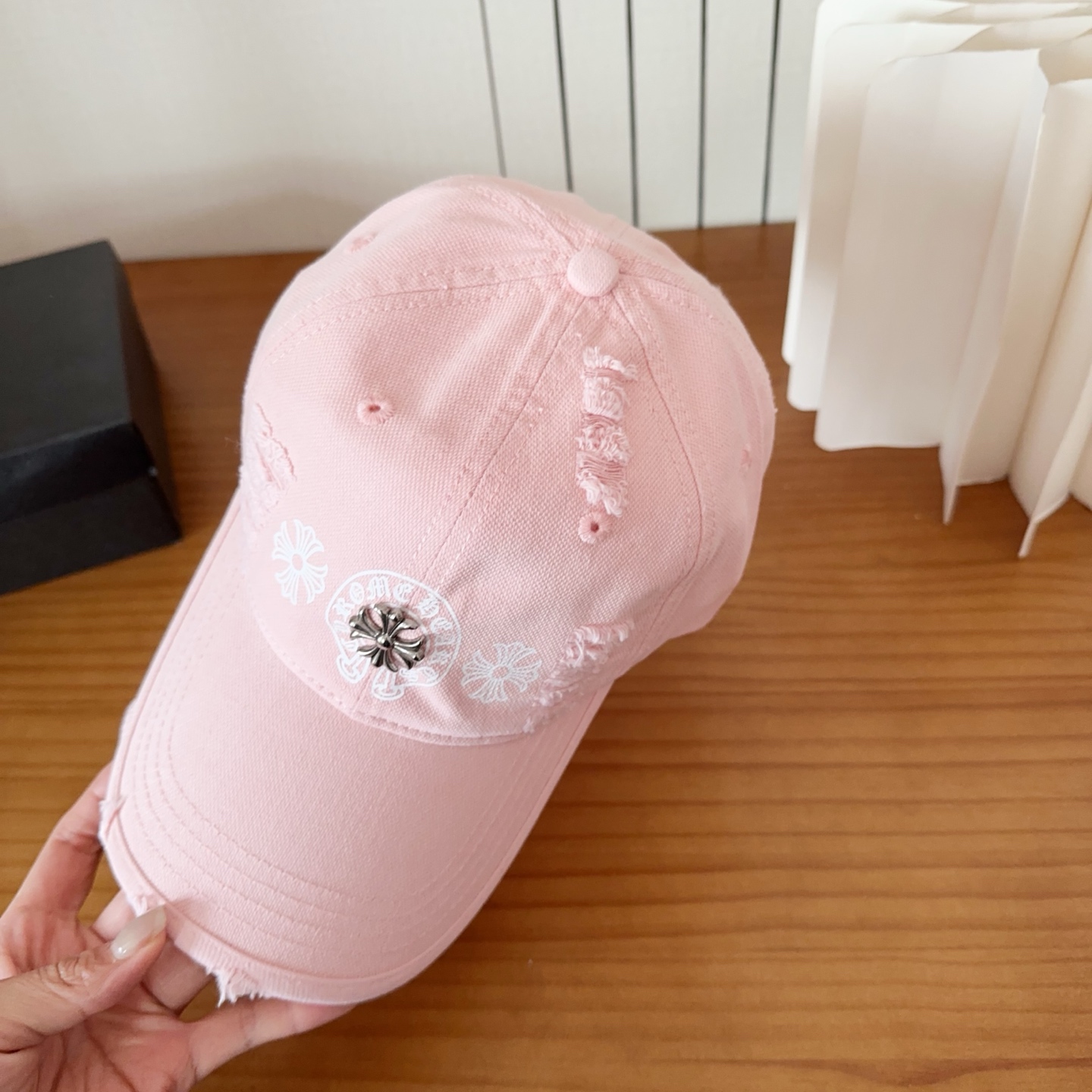 Chrome Hearts 克罗心💓早春韩版时尚复古做旧破洞帽子磨损设计百搭棒球帽鸭舌帽