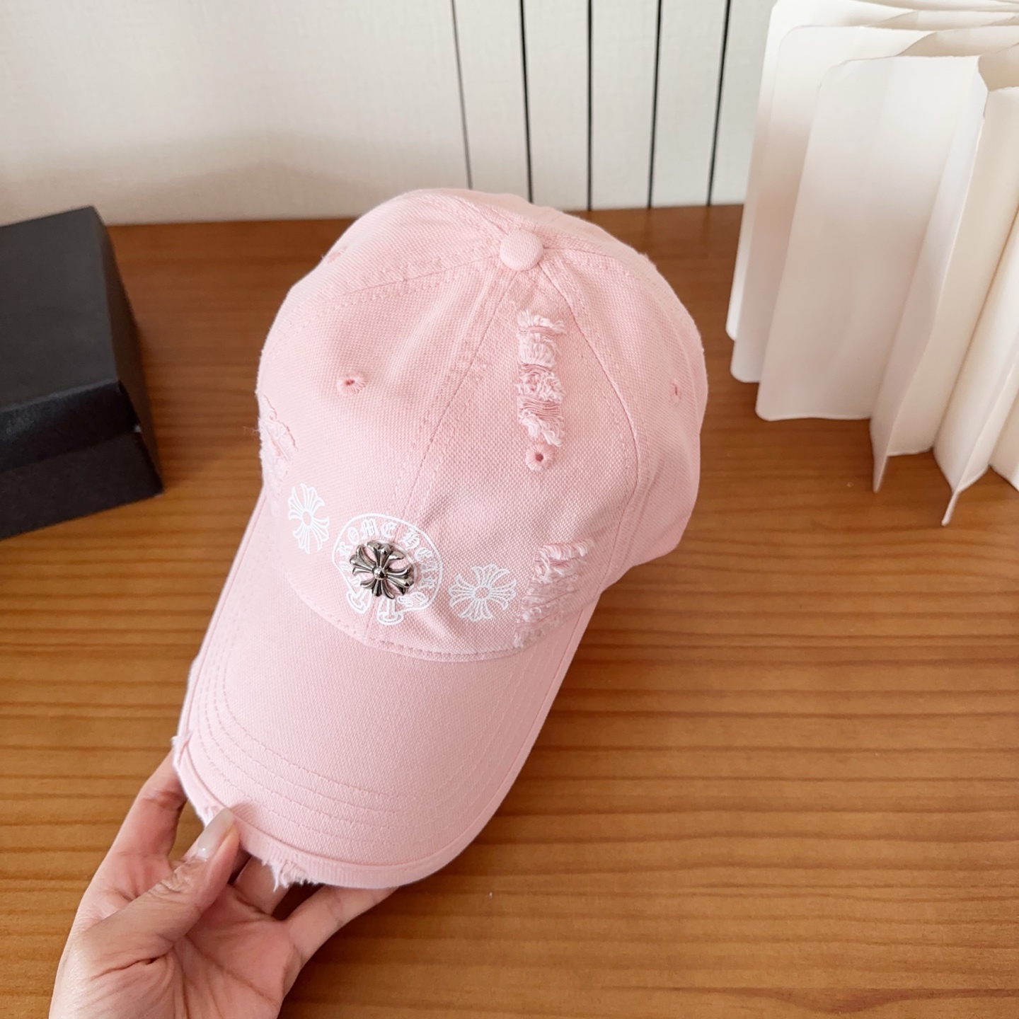 Chrome Hearts 克罗心💓早春韩版时尚复古做旧破洞帽子磨损设计百搭棒球帽鸭舌帽