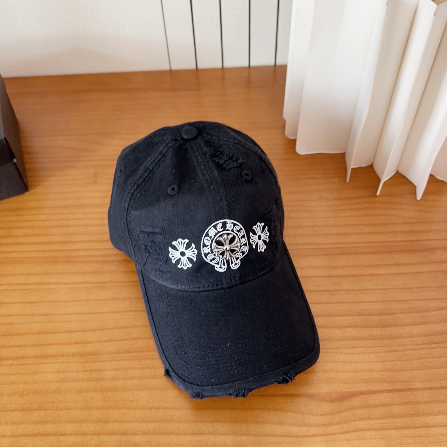 Chrome Hearts 克罗心💓早春韩版时尚复古做旧破洞帽子磨损设计百搭棒球帽鸭舌帽