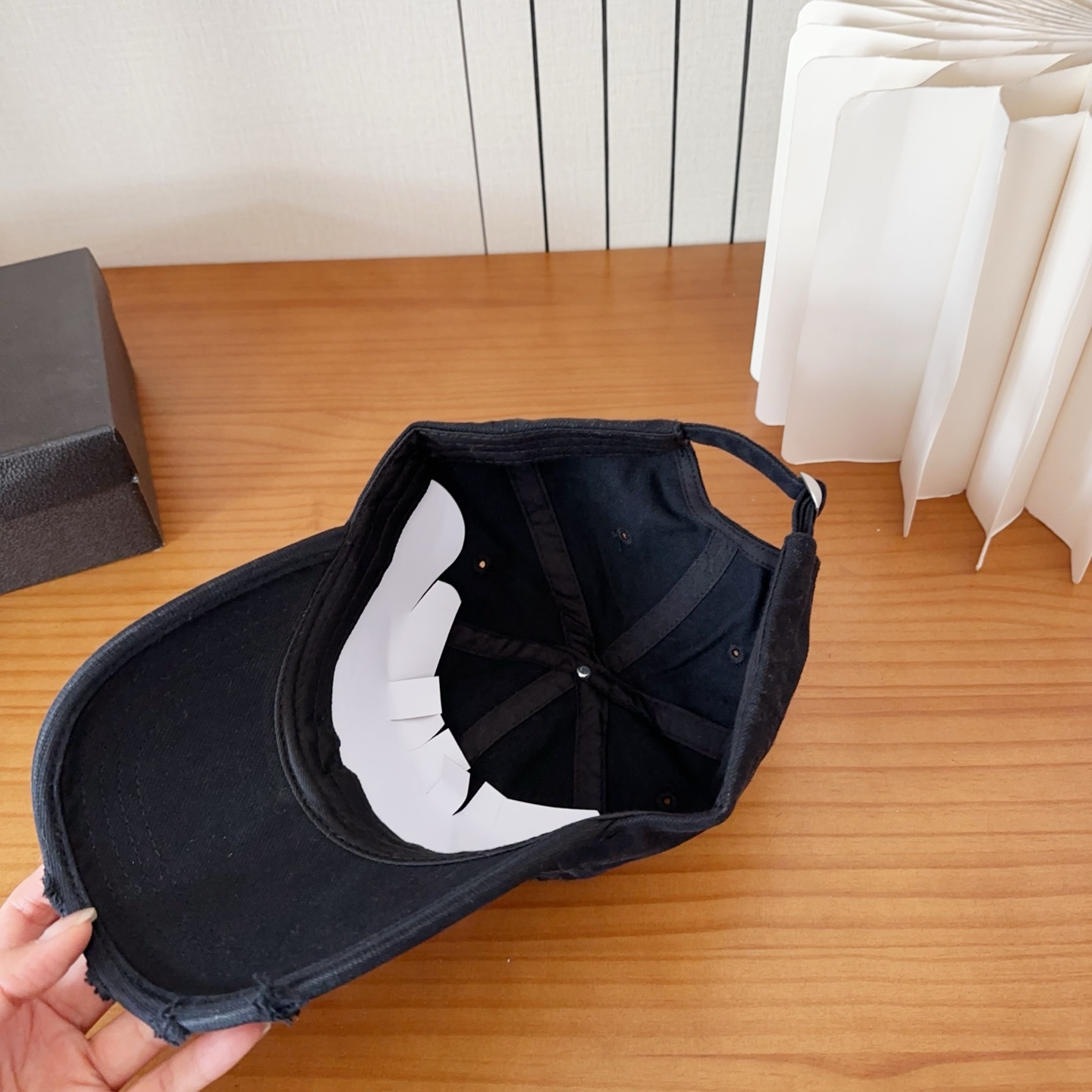 Chrome Hearts 克罗心💓早春韩版时尚复古做旧破洞帽子磨损设计百搭棒球帽鸭舌帽