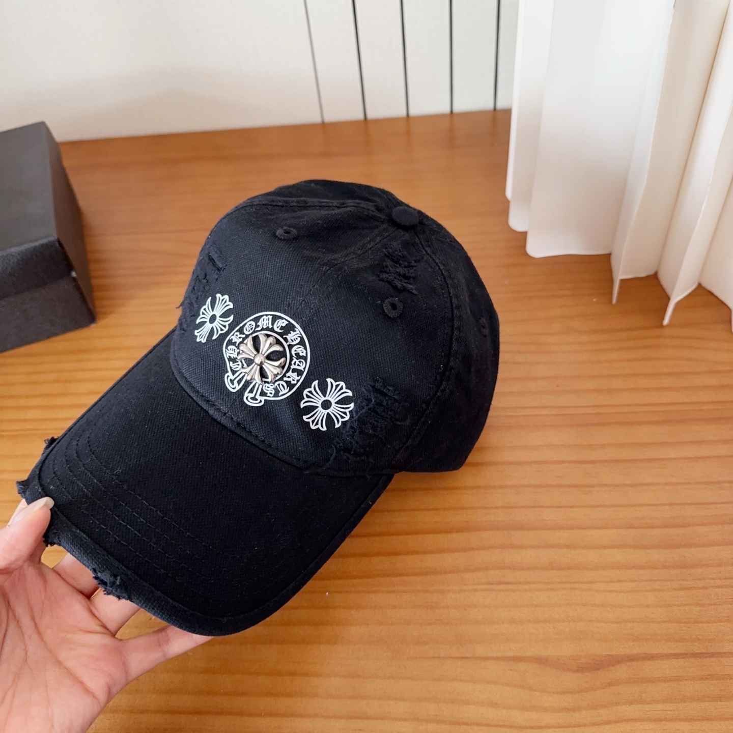 Chrome Hearts 克罗心💓早春韩版时尚复古做旧破洞帽子磨损设计百搭棒球帽鸭舌帽