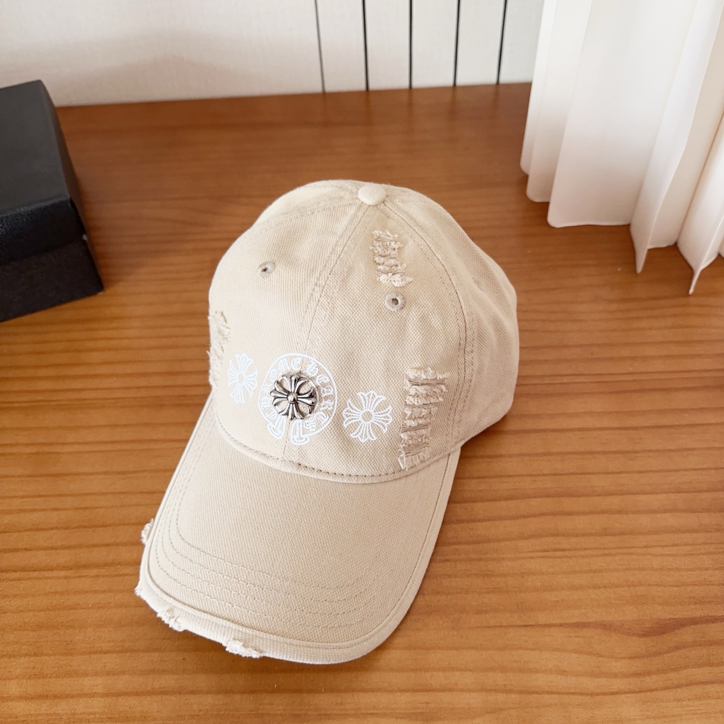 Chrome Hearts 克罗心💓早春韩版时尚复古做旧破洞帽子磨损设计百搭棒球帽鸭舌帽