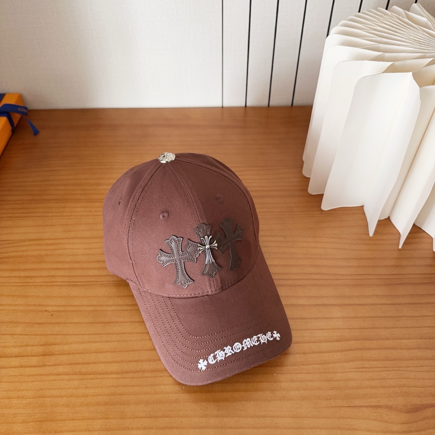 Chrome Hearts 克罗心💓早春韩版时尚复古做旧破洞帽子磨损设计百搭棒球帽鸭舌帽