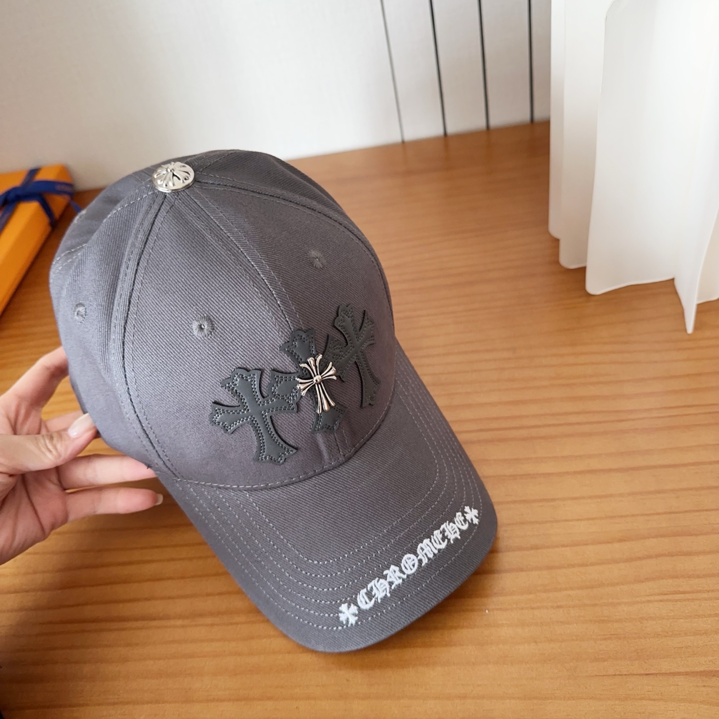 Chrome Hearts 克罗心💓早春韩版时尚复古做旧破洞帽子磨损设计百搭棒球帽鸭舌帽