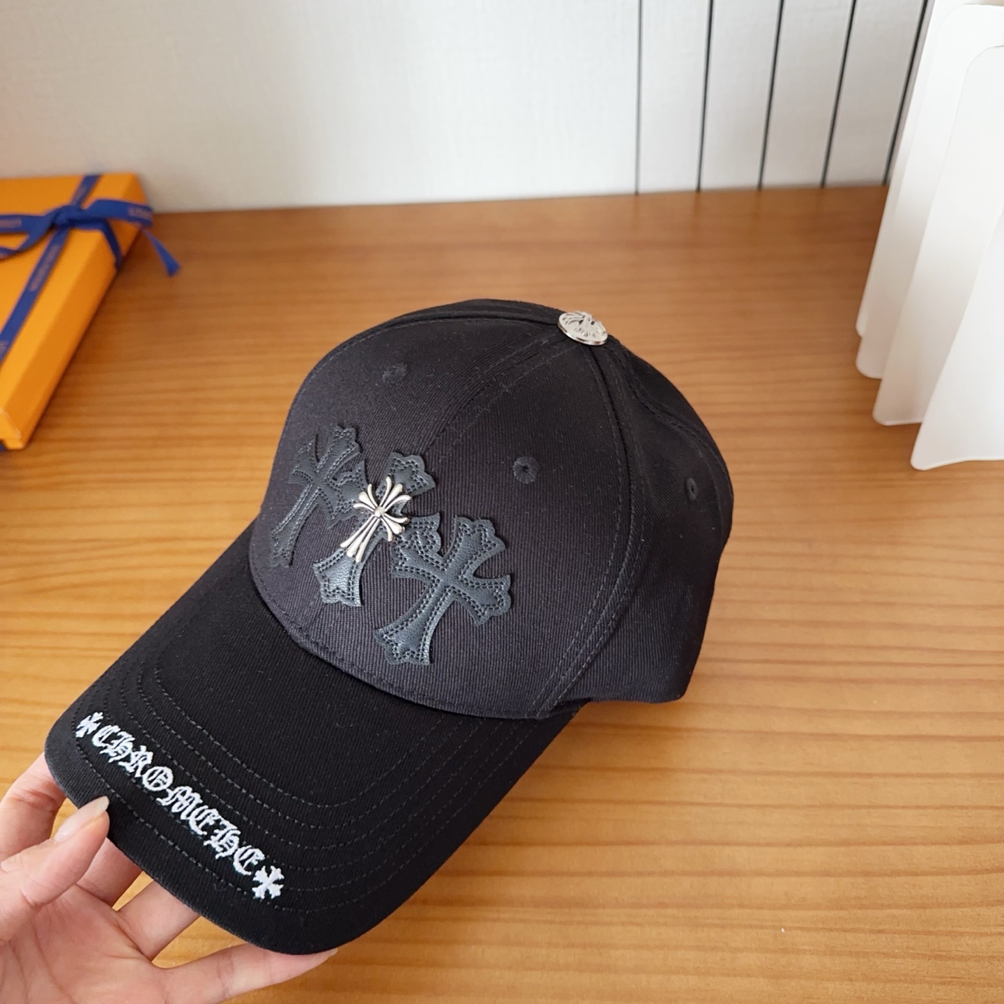 Chrome Hearts 克罗心💓早春韩版时尚复古做旧破洞帽子磨损设计百搭棒球帽鸭舌帽