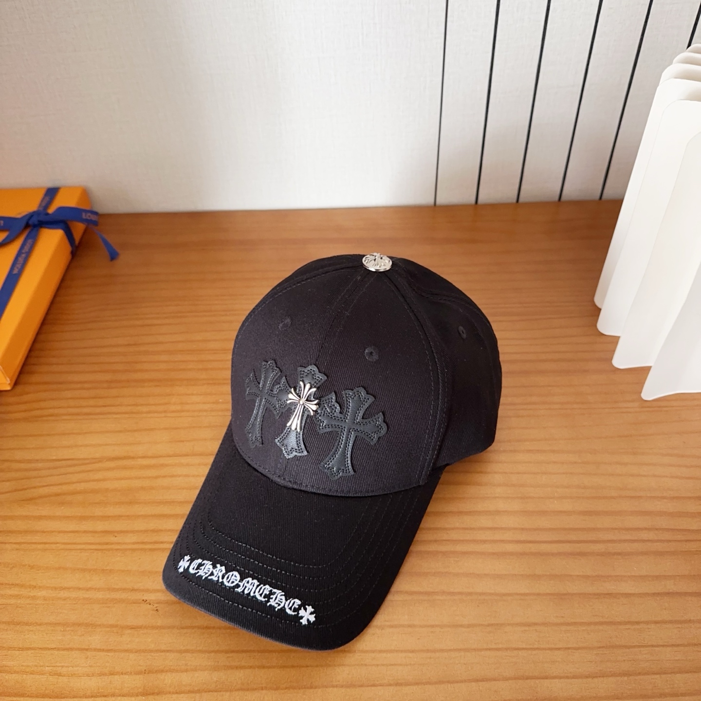 Chrome Hearts 克罗心💓早春韩版时尚复古做旧破洞帽子磨损设计百搭棒球帽鸭舌帽