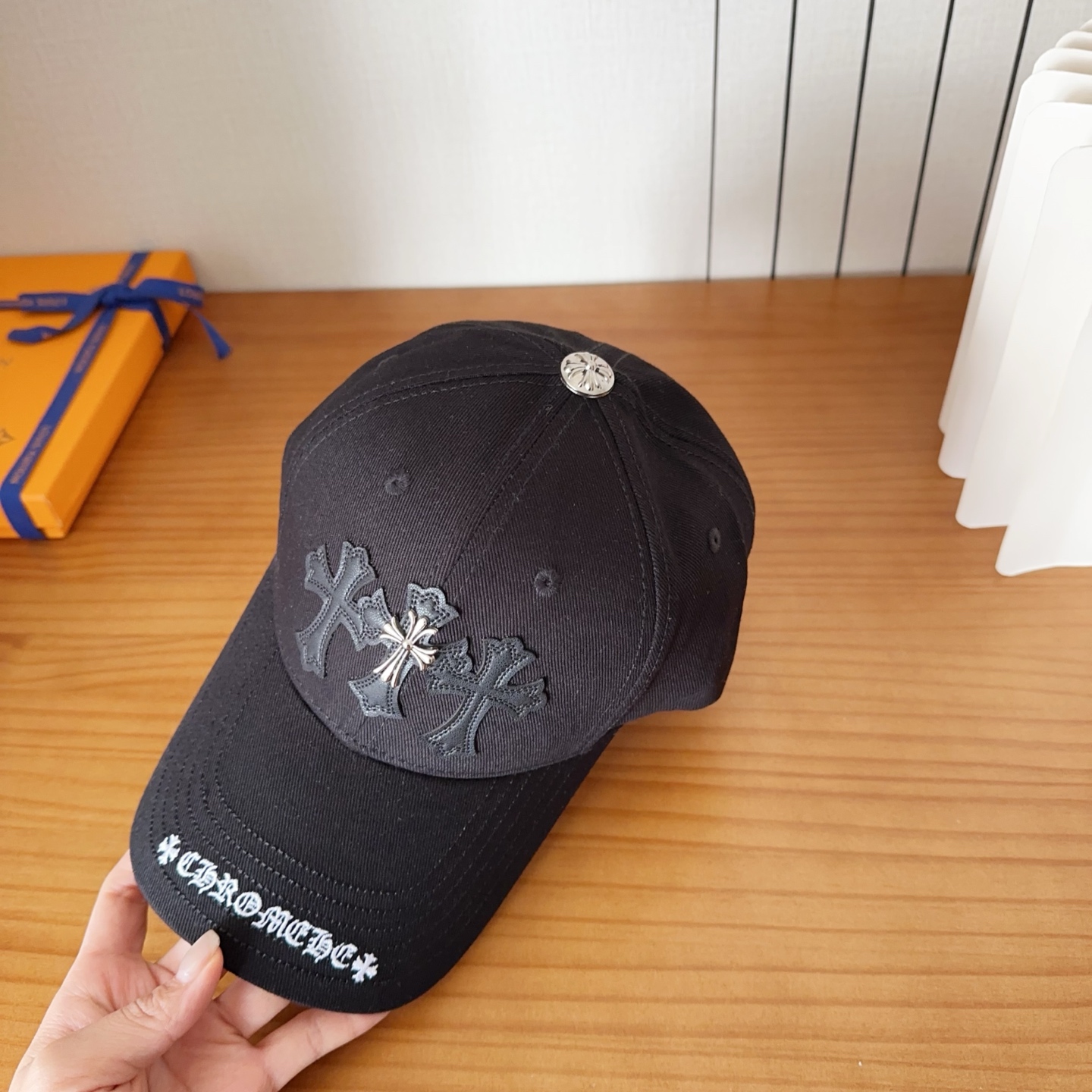 Chrome Hearts 克罗心💓早春韩版时尚复古做旧破洞帽子磨损设计百搭棒球帽鸭舌帽