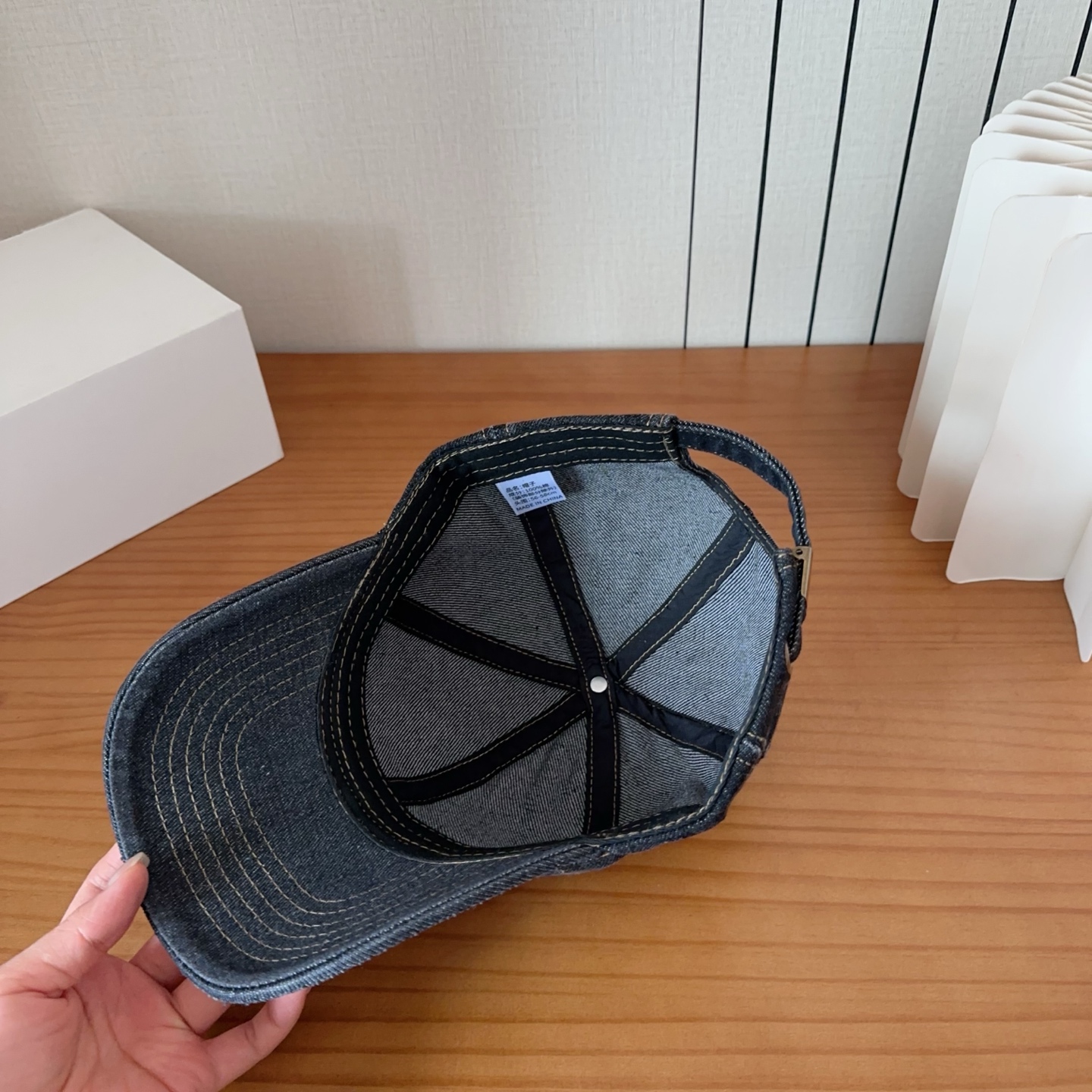 CELINE思琳 早春新款棒球帽🔸 旅游带它出去美美哒❕ 中古款哟.这种帽子不容易撞款 😬 现货