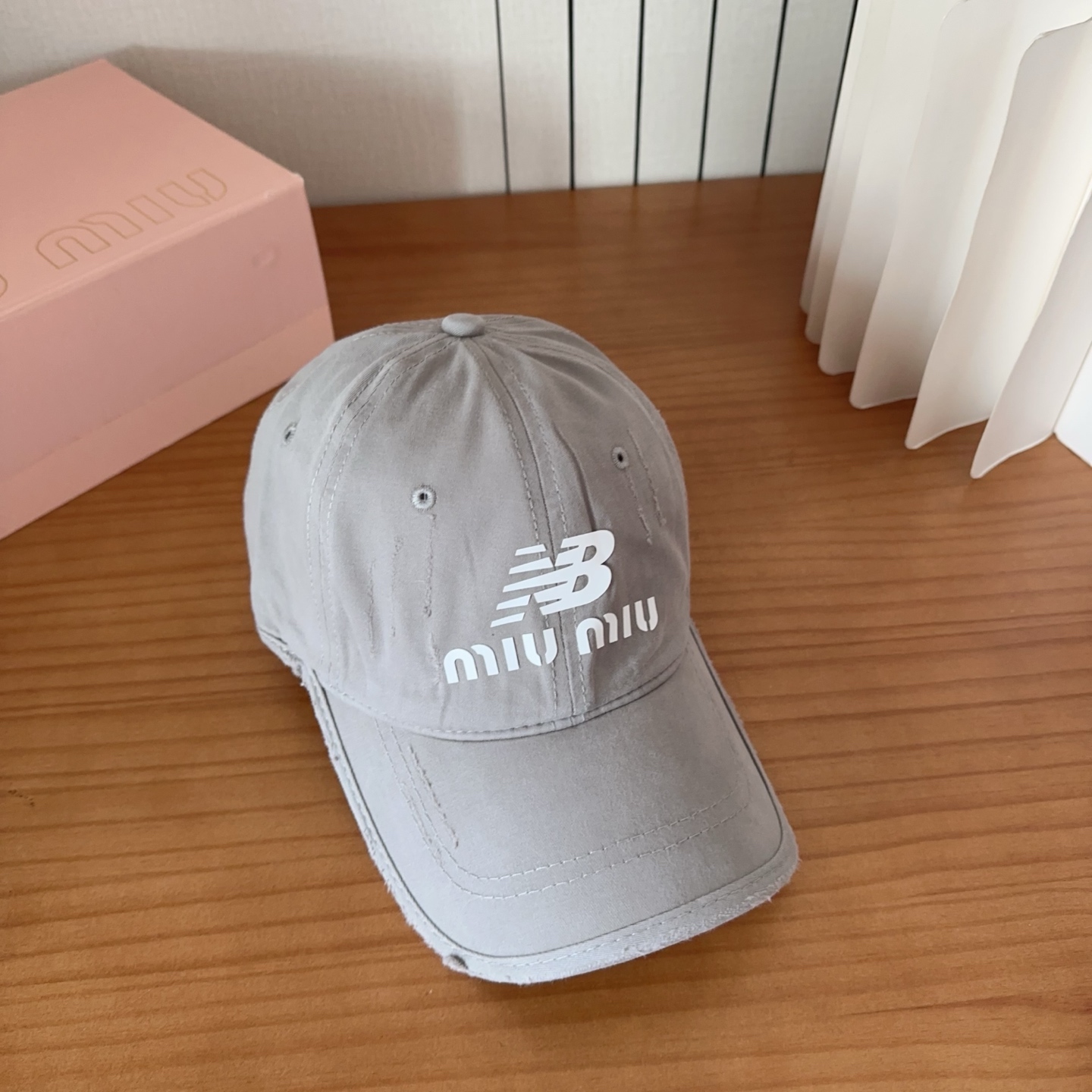 miumiu 缪缪秋冬新品棒球帽 原单正品开模订制，原版做工细致质量超赞！