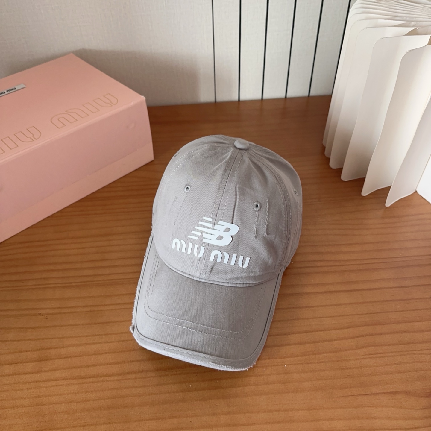 miumiu 缪缪秋冬新品棒球帽 原单正品开模订制，原版做工细致质量超赞！