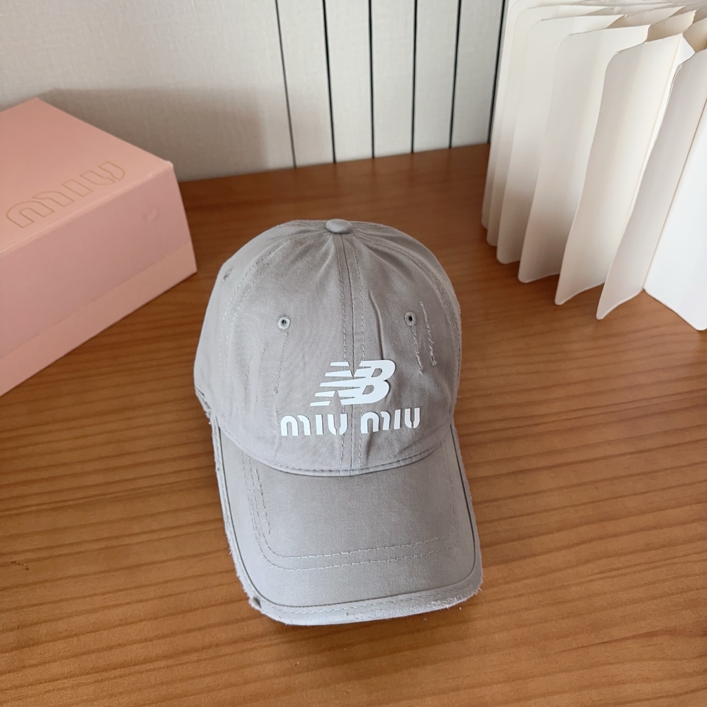 miumiu 缪缪秋冬新品棒球帽 原单正品开模订制，原版做工细致质量超赞！