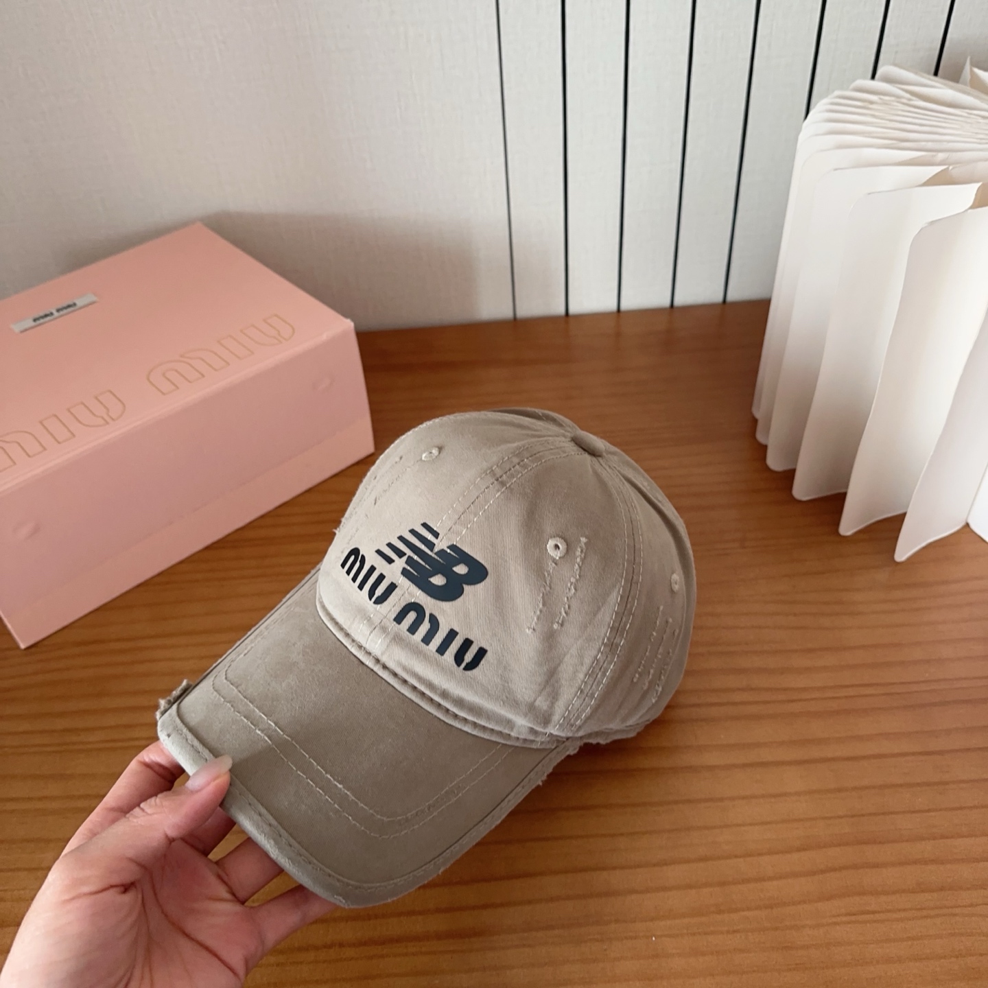 miumiu 缪缪新品棒球帽 原单正品开模订制，原版做工细致质量超赞！