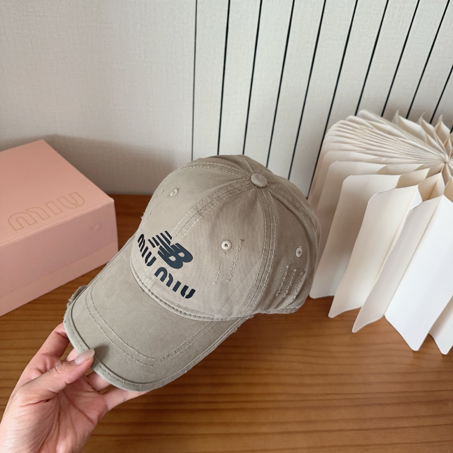 miumiu 缪缪新品棒球帽 原单正品开模订制，原版做工细致质量超赞！