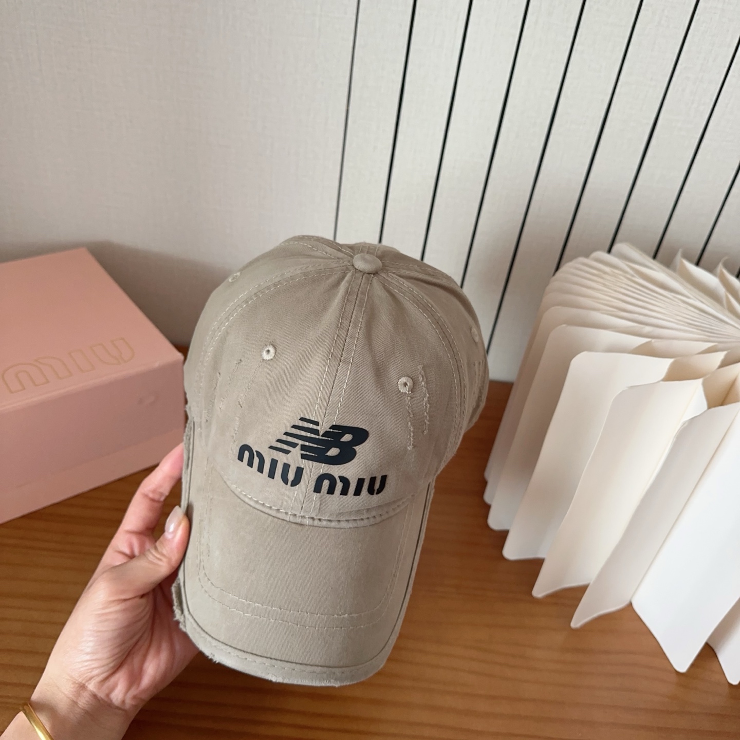 miumiu 缪缪新品棒球帽 原单正品开模订制，原版做工细致质量超赞！