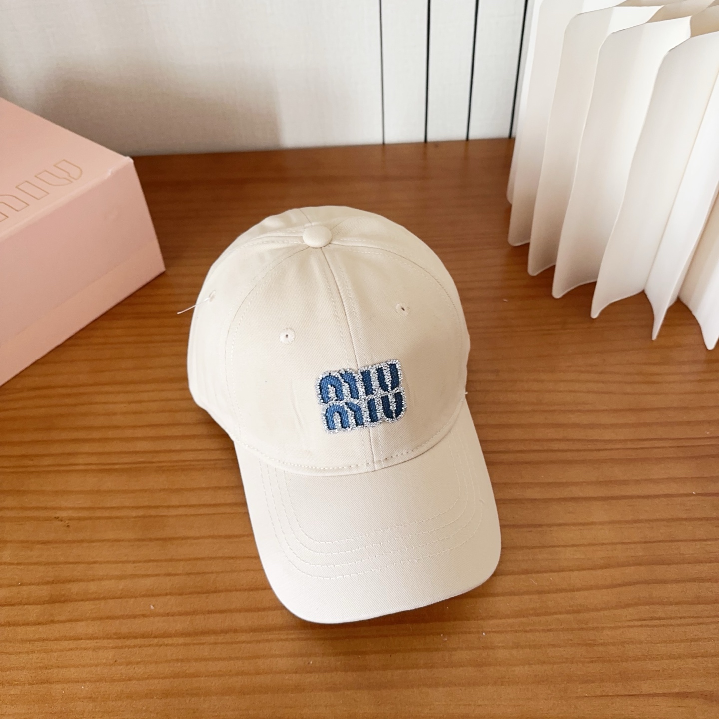 谬谬miumiu 原单 新款棒球帽，正品开模订制，原版做工细致质量超赞！