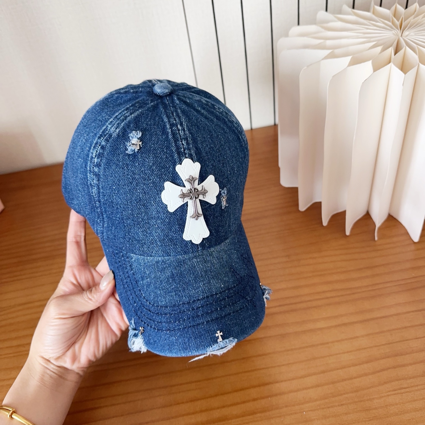 Chrome Hearts 克罗心💓早春韩版时尚复古做旧破洞帽子磨损设计百搭棒球帽鸭舌帽
