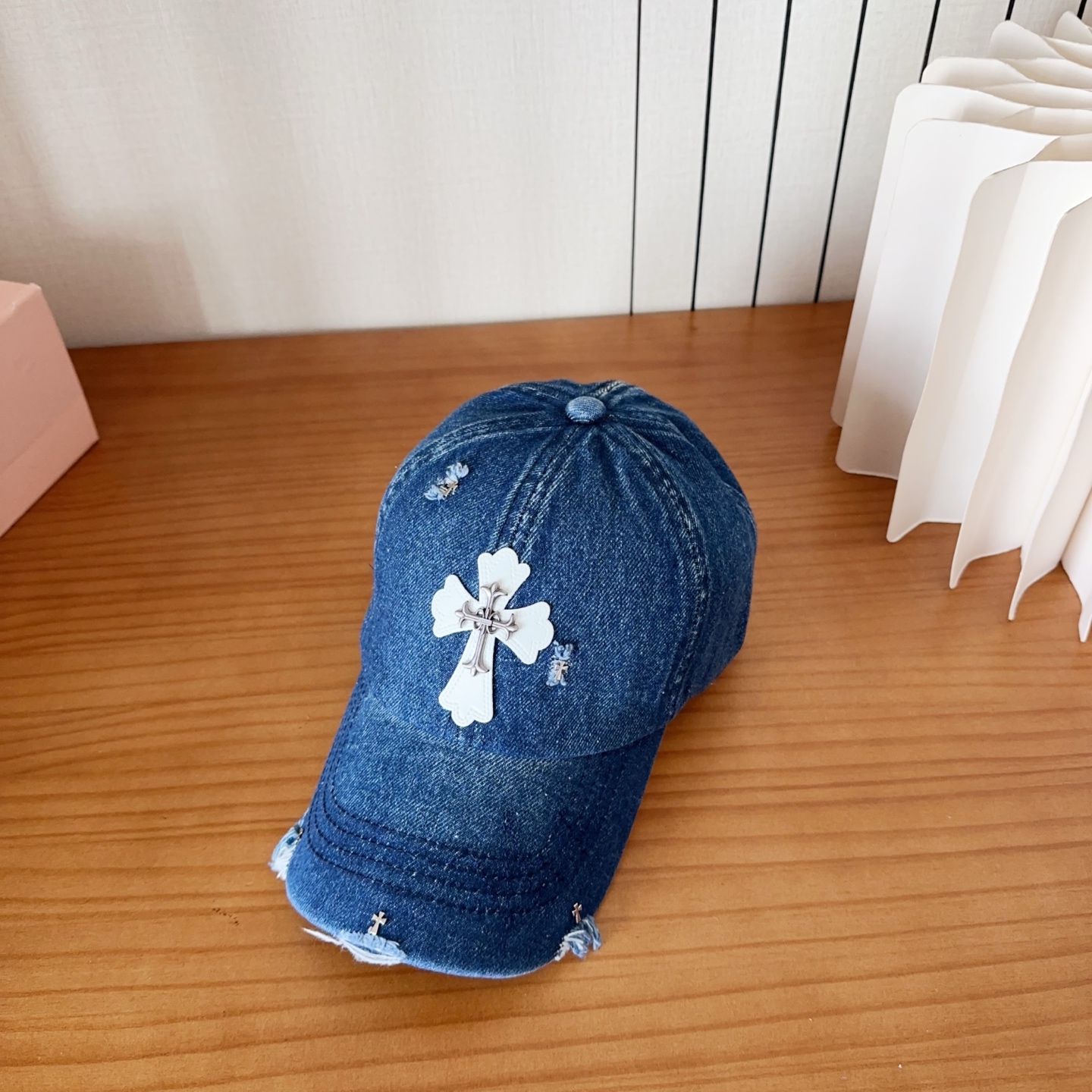 Chrome Hearts 克罗心💓早春韩版时尚复古做旧破洞帽子磨损设计百搭棒球帽鸭舌帽