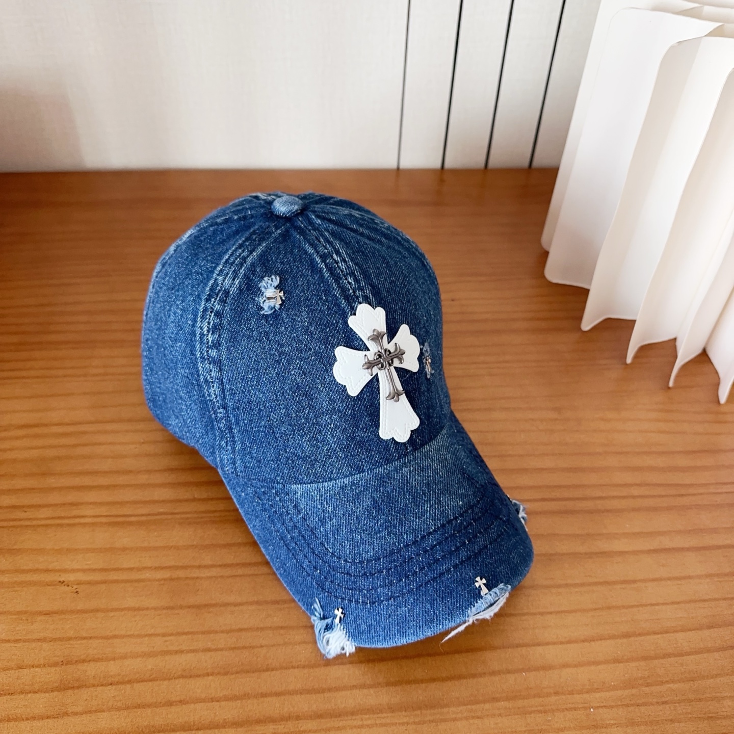 Chrome Hearts 克罗心💓早春韩版时尚复古做旧破洞帽子磨损设计百搭棒球帽鸭舌帽