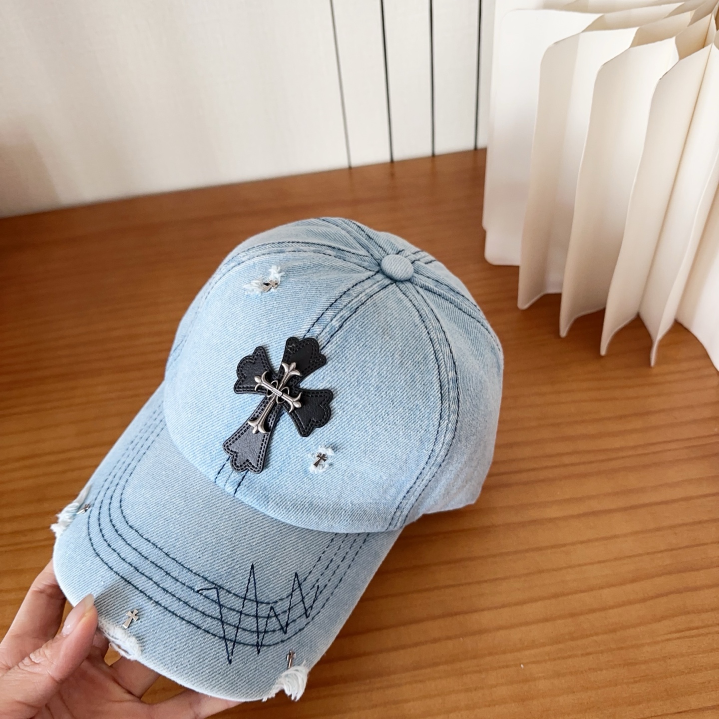 Chrome Hearts 克罗心💓早春韩版时尚复古做旧破洞帽子磨损设计百搭棒球帽鸭舌帽