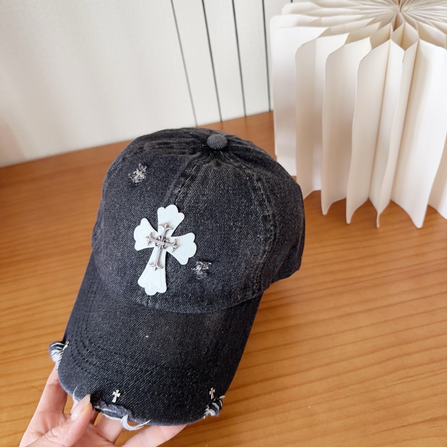 Chrome Hearts 克罗心💓早春韩版时尚复古做旧破洞帽子磨损设计百搭棒球帽鸭舌帽