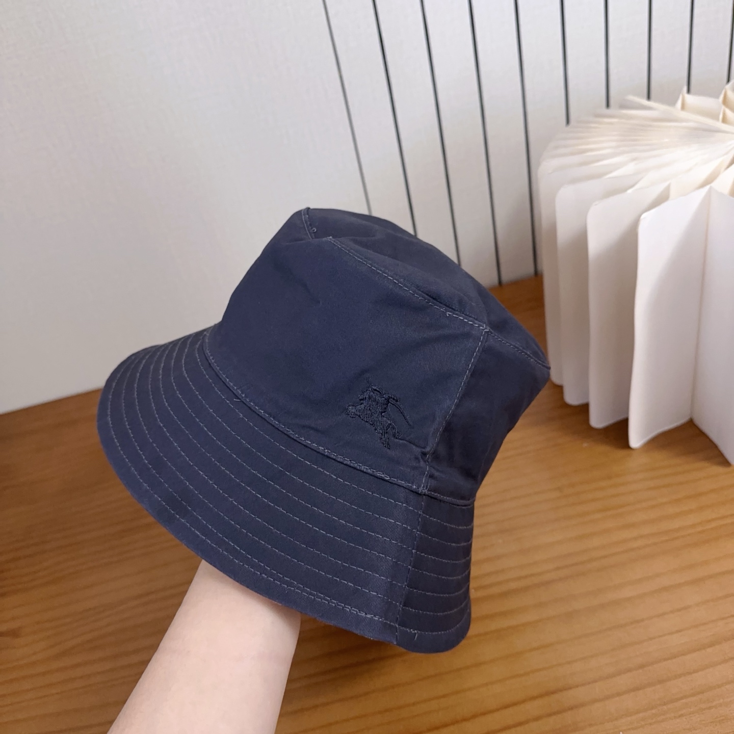 巴宝莉BURBERRY】🌸官网同步上线🎊 韩版新款英伦风定制款1:1原单品质 男女通用渔夫帽 高版品质质