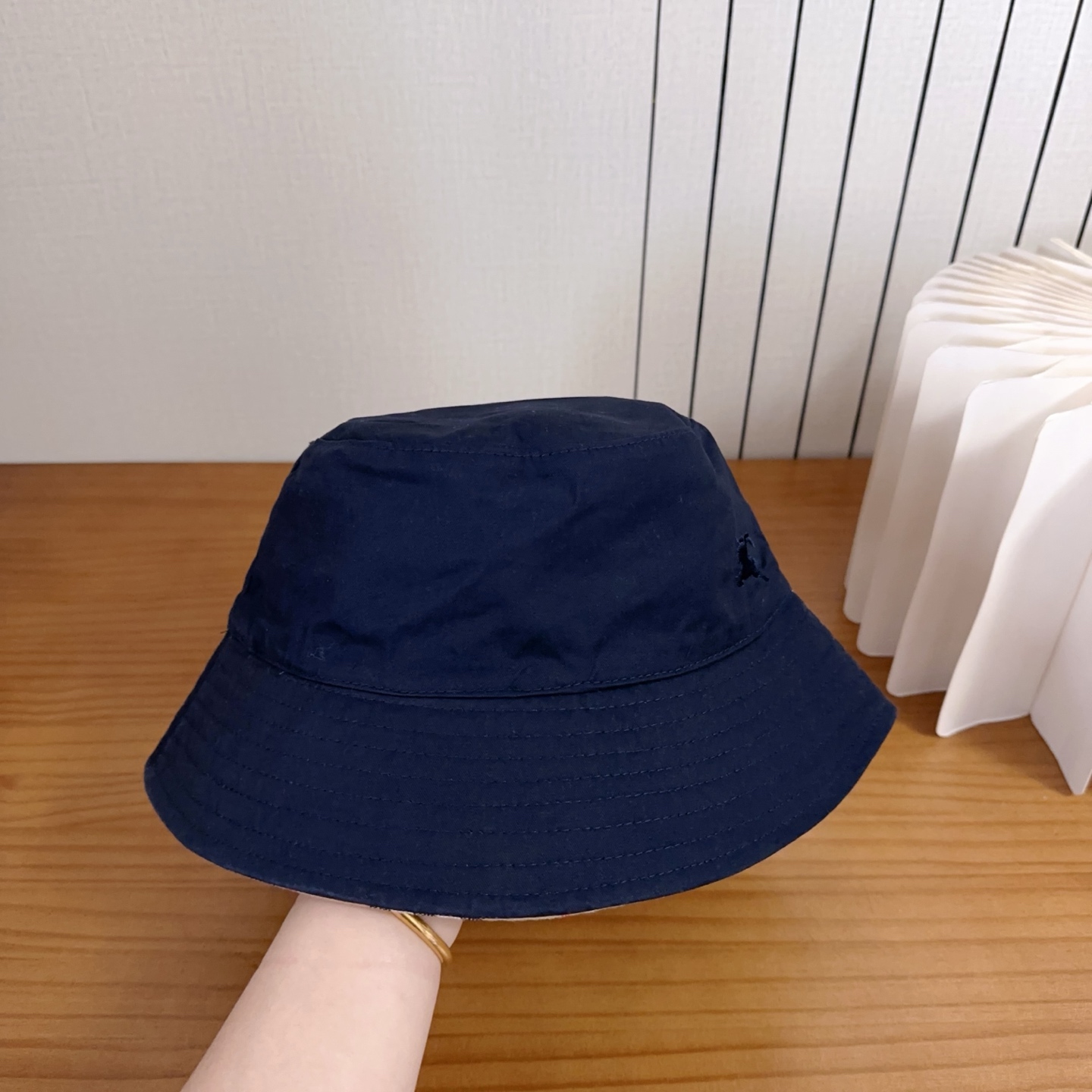 巴宝莉BURBERRY】🌸官网同步上线🎊 韩版新款英伦风定制款1:1原单品质 男女通用渔夫帽 高版品质质