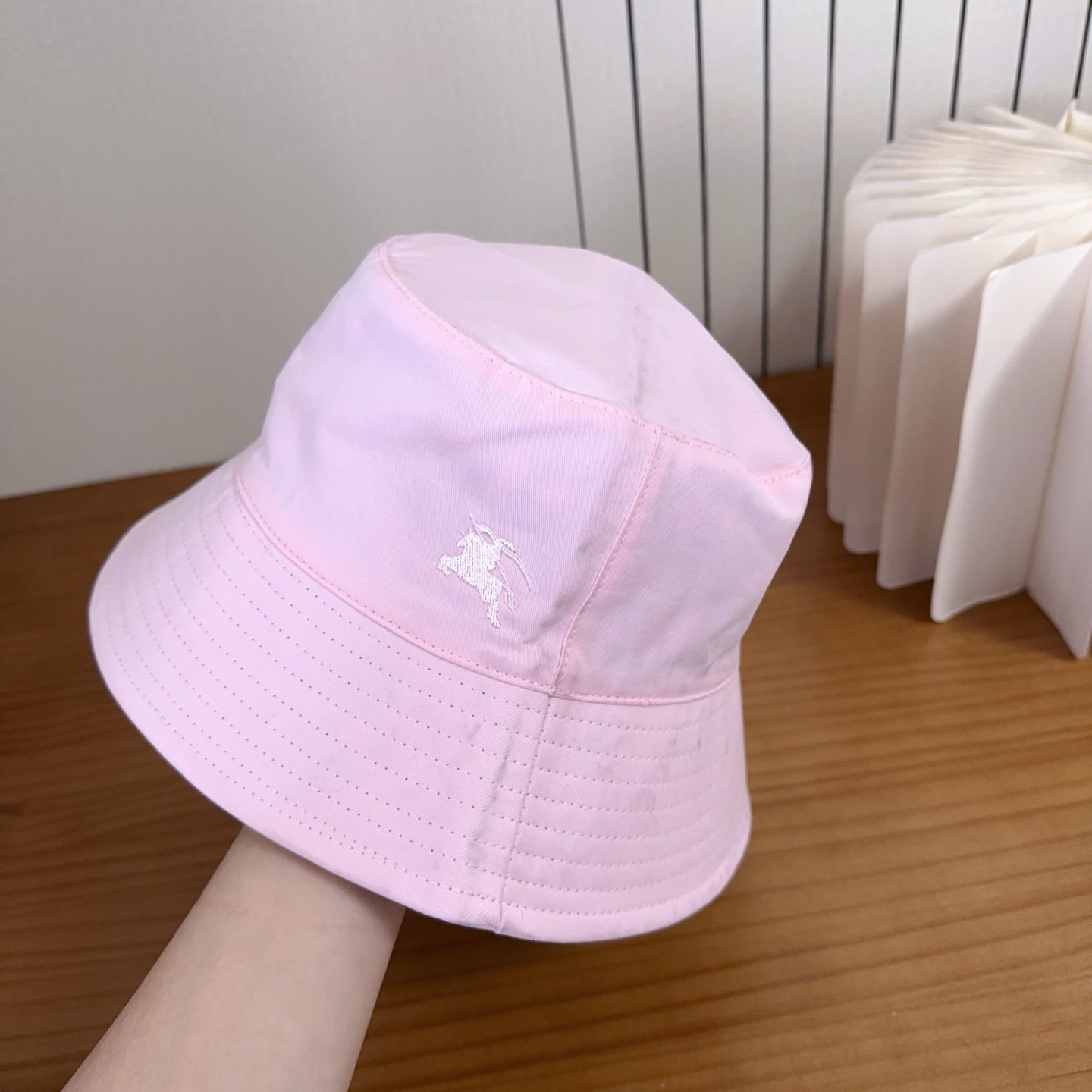 巴宝莉BURBERRY】🌸官网同步上线🎊 韩版新款英伦风定制款1:1原单品质 男女通用渔夫帽 高版品质质