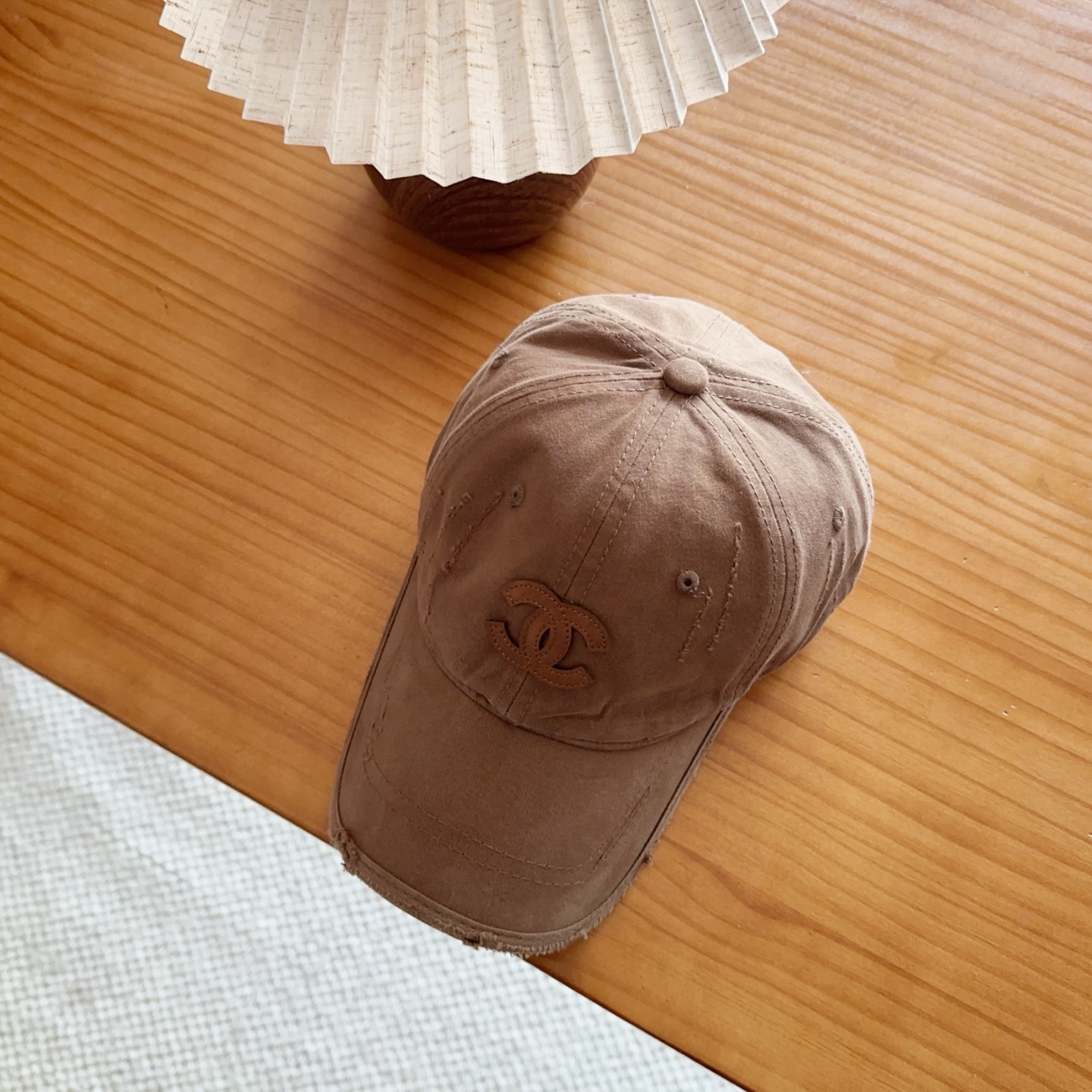 香奈儿新款经典休闲潮流款 上架简约棒球帽🧢日韩风格，随便搭配都超好看！出门旅游，绝对要入手的一款