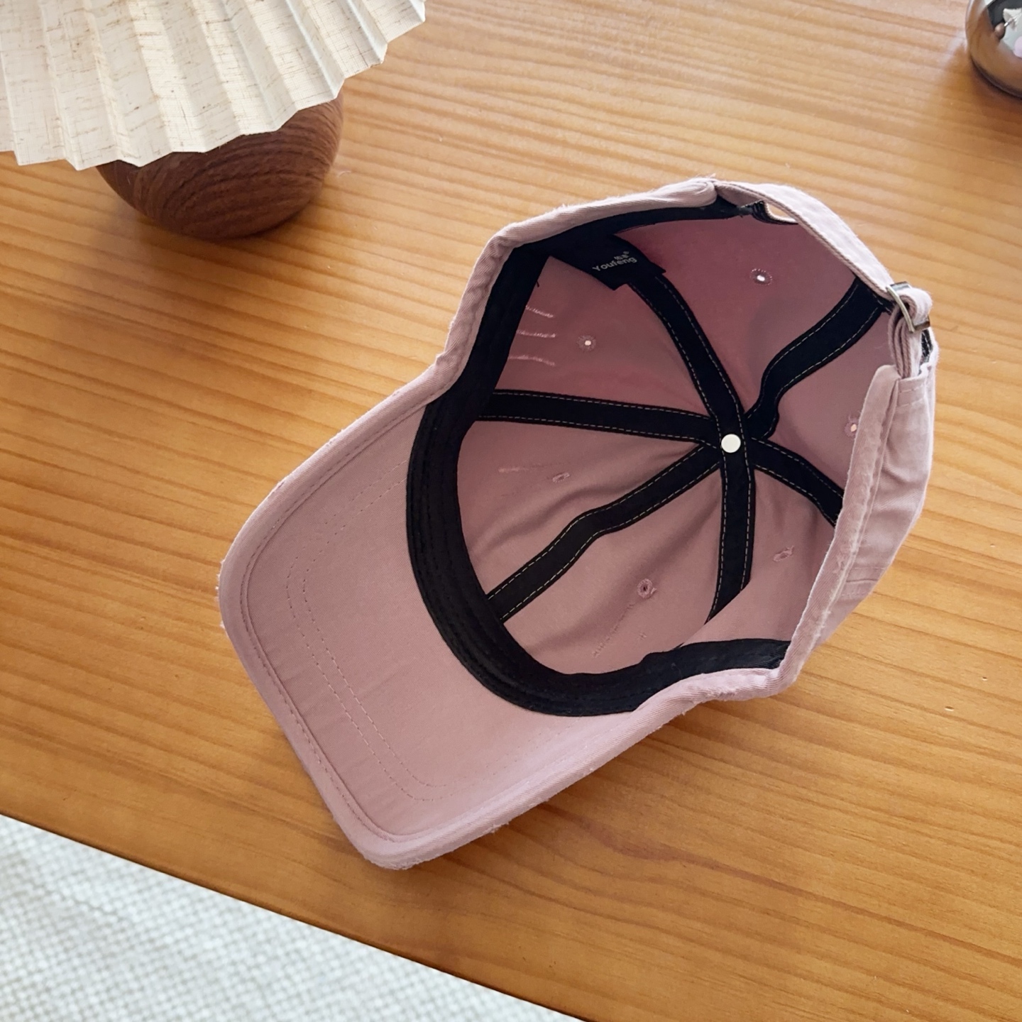 香奈儿新款经典休闲潮流款 上架简约棒球帽🧢日韩风格，随便搭配都超好看！出门旅游，绝对要入手的一款