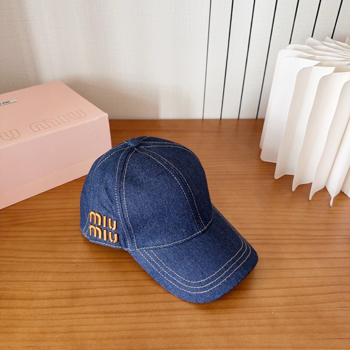 Miumiu缪缪 新款订单款刺绣棒球帽🧢大牌款超好搭配，赶紧入手！