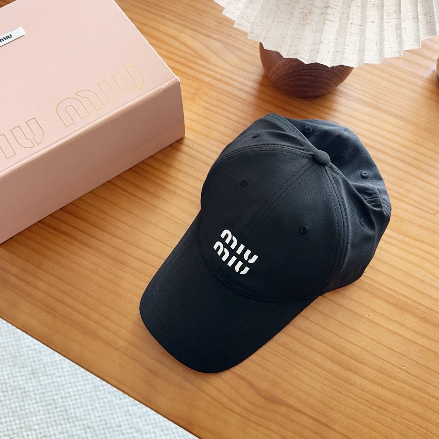 miumiu 缪缪 新款高版本速干面料棒球帽，大牌同步，超好搭配，出货！