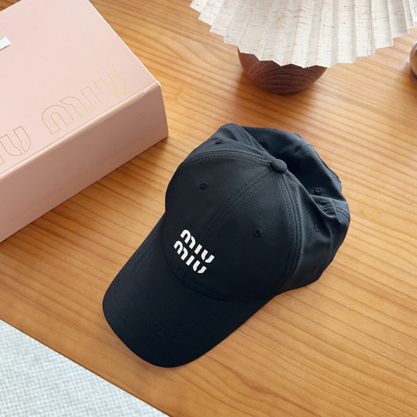 miumiu 缪缪 新款高版本速干面料棒球帽，大牌同步，超好搭配，出货！