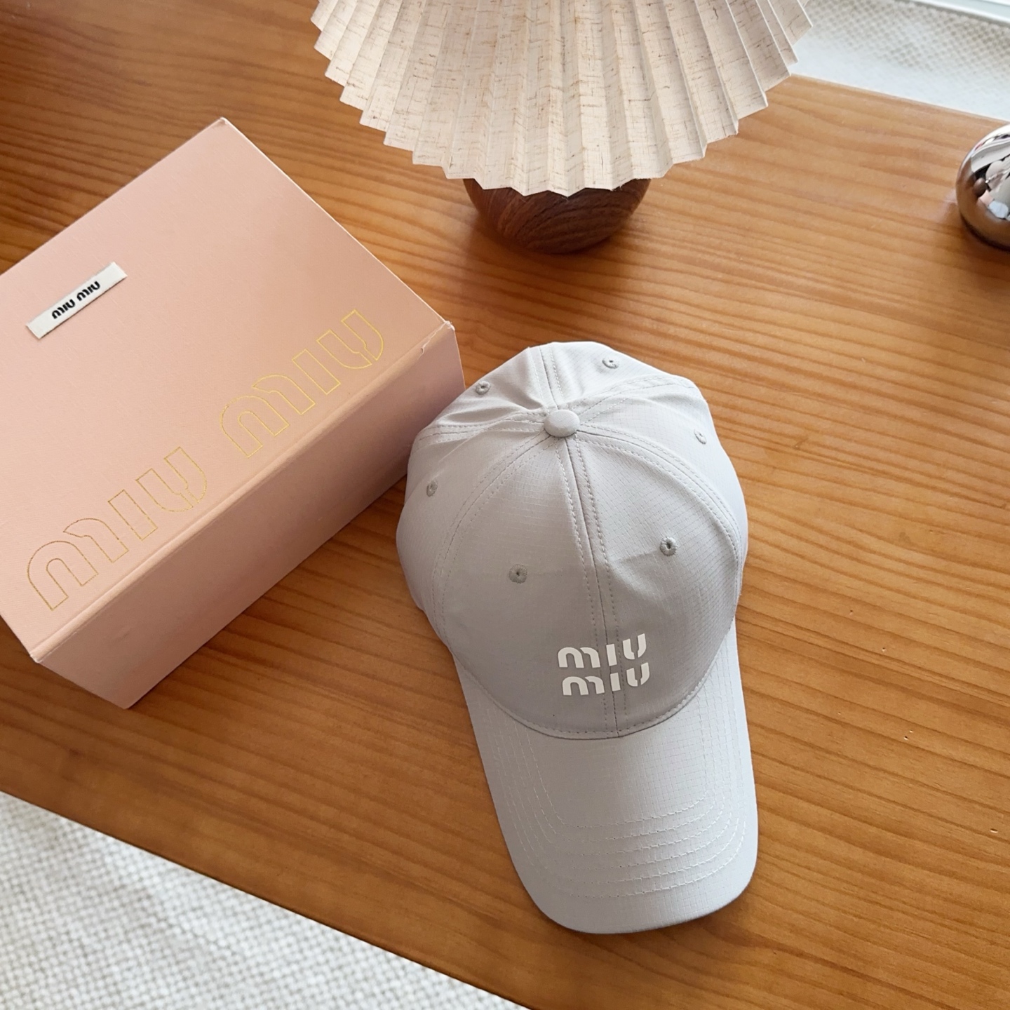 miumiu 缪缪 新款高版本速干面料棒球帽，大牌同步，超好搭配，出货！