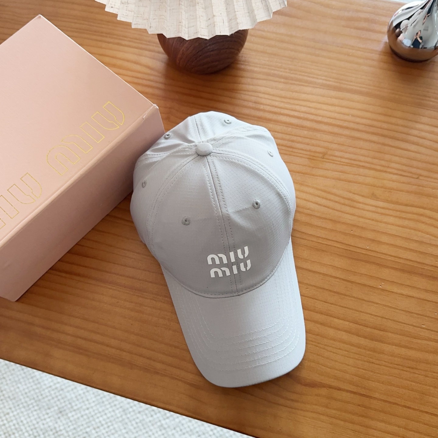 miumiu 缪缪 新款高版本速干面料棒球帽，大牌同步，超好搭配，出货！